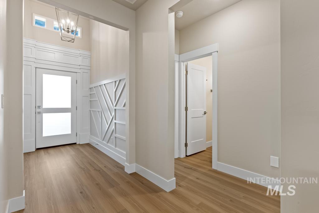 1807 E Grayson, Meridian, Idaho 83642, 3 Bedrooms, 2 Bathrooms, Residential For Sale, Price $514,900, 98964890