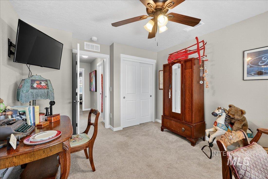 3174 N Greengate Way, Star, Idaho 83669, 3 Bedrooms, 2 Bathrooms, Residential For Sale, Price $444,900,MLS 98964908