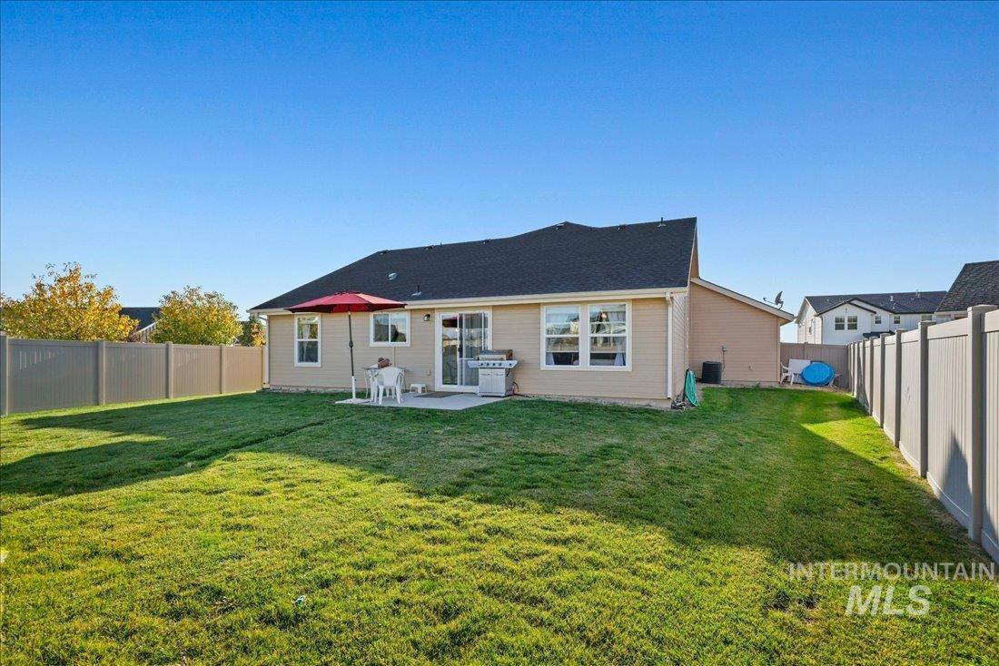 3174 N Greengate Way, Star, Idaho 83669, 3 Bedrooms, 2 Bathrooms, Residential For Sale, Price $444,900,MLS 98964908