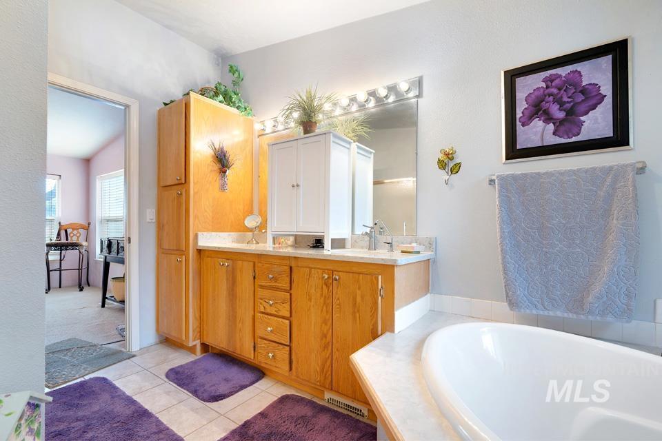 1780 Sand Hollow Rd, Vale, Oregon 97918, 3 Bedrooms, 2 Bathrooms, Residential For Sale, Price $455,000,MLS 98964916