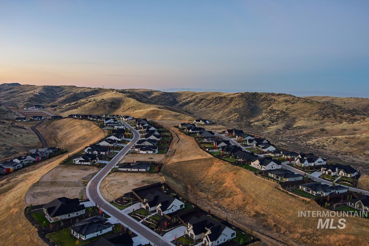 11385 N Elk Ridge Way, Boise, Idaho 83714, 3 Bedrooms, 3.5 Bathrooms, Residential For Sale, Price $1,695,000,MLS 98964941