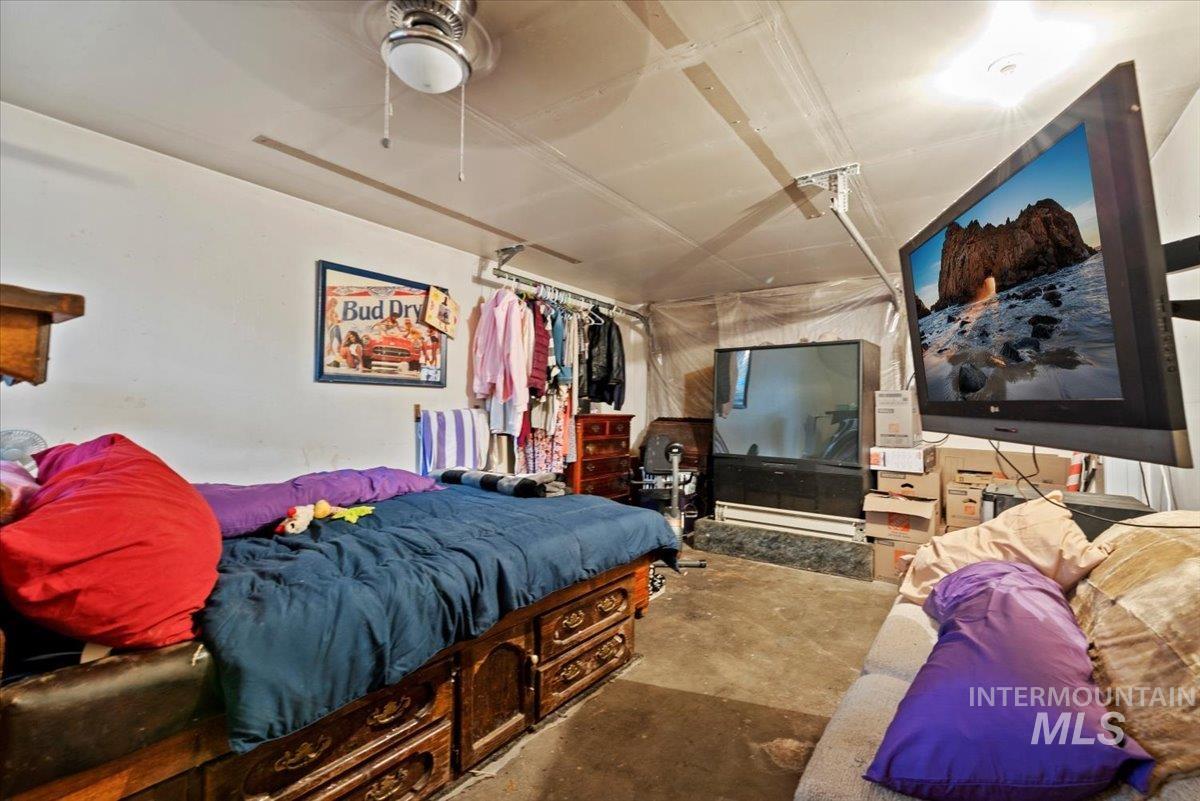 1908 S Atlantic, Boise, Idaho 83705, 2 Bedrooms, 1 Bathroom, Residential For Sale, Price $316,000,MLS 98964948