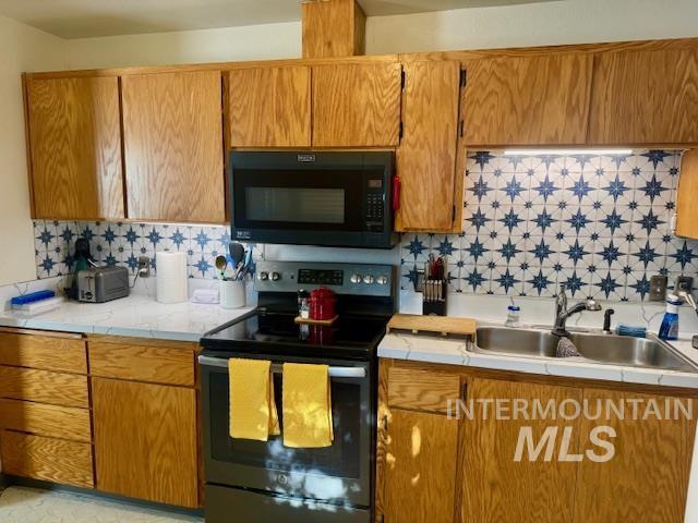 1908 S Atlantic, Boise, Idaho 83705, 2 Bedrooms, 1 Bathroom, Residential For Sale, Price $316,000,MLS 98964948