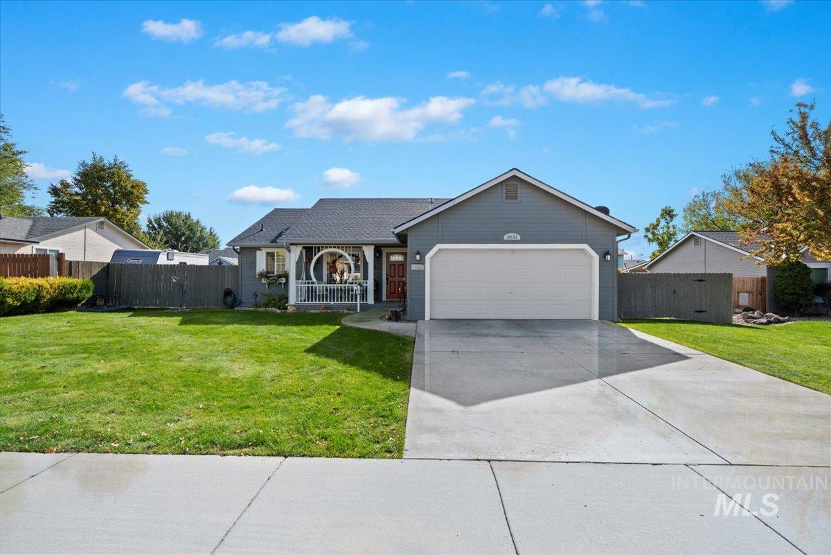 1031 W Gold Street, Kuna, Idaho 83634, 3 Bedrooms, 2 Bathrooms, Residential For Sale, Price $384,000,MLS 98964970