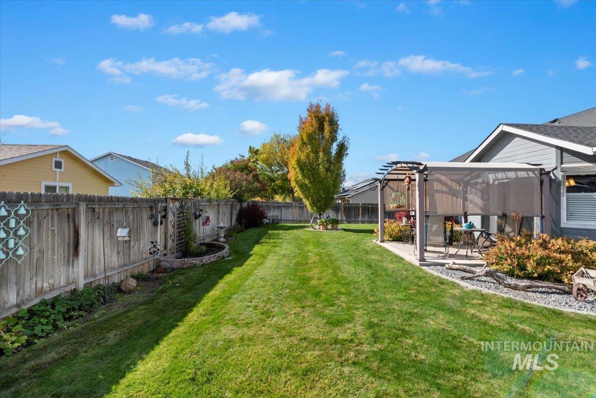 1031 W Gold Street, Kuna, Idaho 83634, 3 Bedrooms, 2 Bathrooms, Residential For Sale, Price $384,000,MLS 98964970