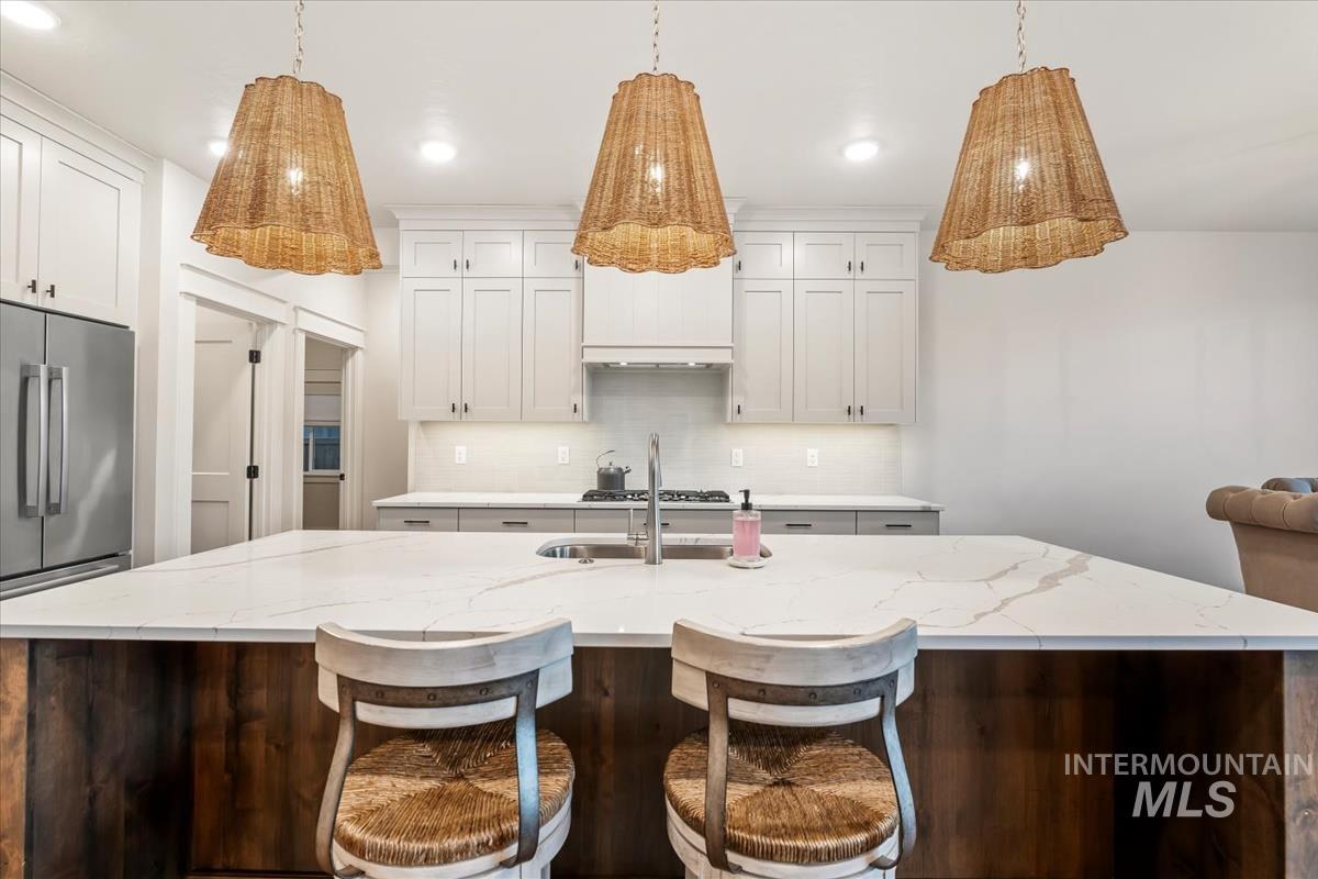 8416 W Meltwater Ln, Eagle, Idaho 83616, 3 Bedrooms, 2 Bathrooms, Residential For Sale, Price $599,990,MLS 98964971