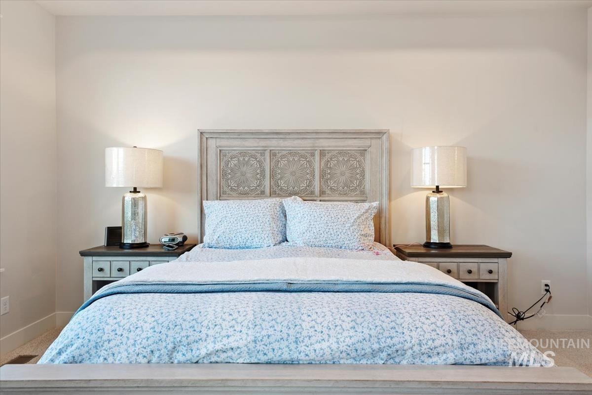 8416 W Meltwater Ln, Eagle, Idaho 83616, 3 Bedrooms, 2 Bathrooms, Residential For Sale, Price $599,990,MLS 98964971