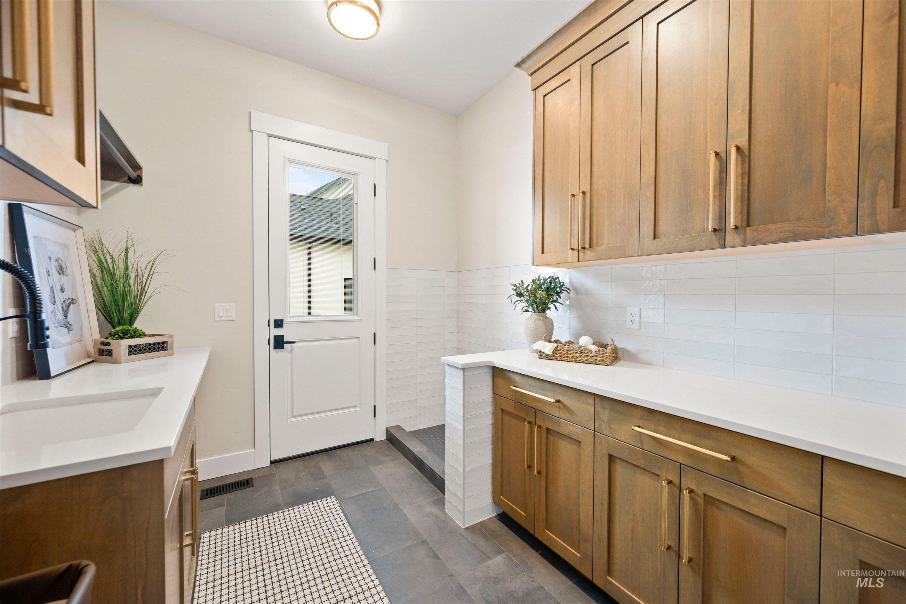 3631 N Harvest Moon Way, Eagle, Idaho 83616, 4 Bedrooms, 4.5 Bathrooms, Residential For Sale, Price $1,985,500, 98965003