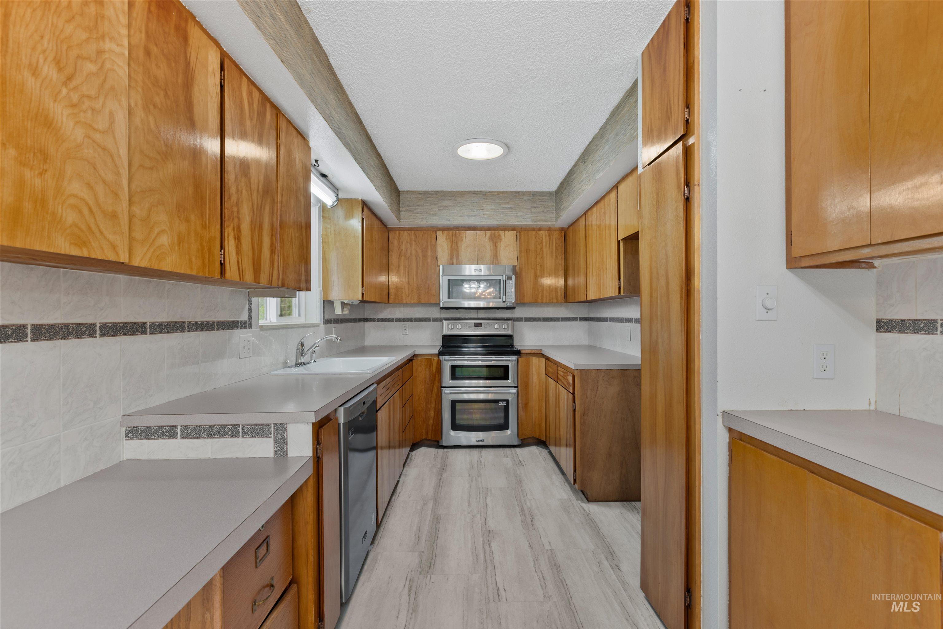 9948 Ash Lane, Payette, Idaho 83661, 4 Bedrooms, 2 Bathrooms, Residential For Sale, Price $650,000,MLS 98965014