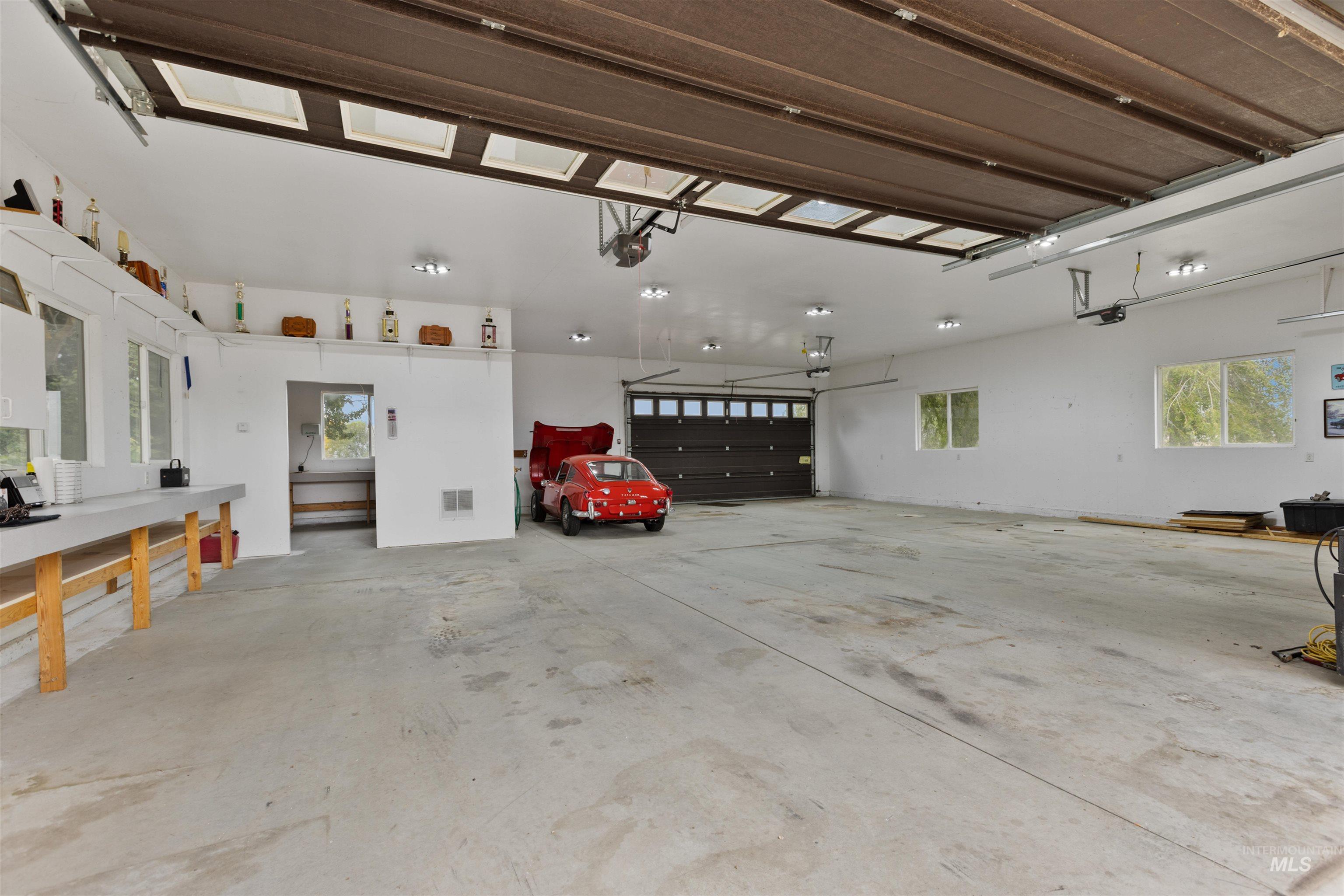 9948 Ash Lane, Payette, Idaho 83661, 4 Bedrooms, 2 Bathrooms, Residential For Sale, Price $650,000,MLS 98965014