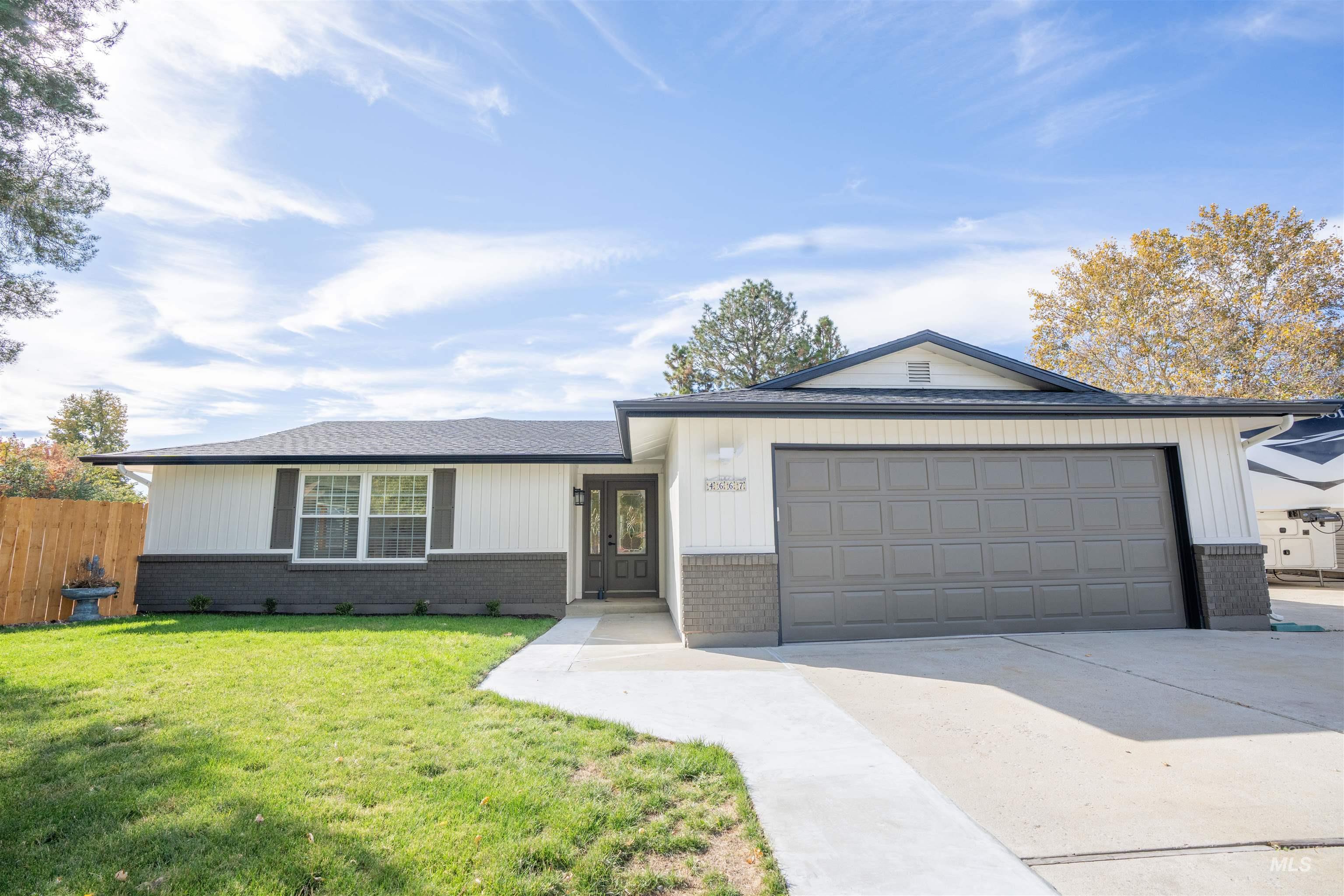 4667 S Shawnee Way, Boise, Idaho 83709, 3 Bedrooms, 2 Bathrooms, Residential For Sale, Price $575,000,MLS 98965026