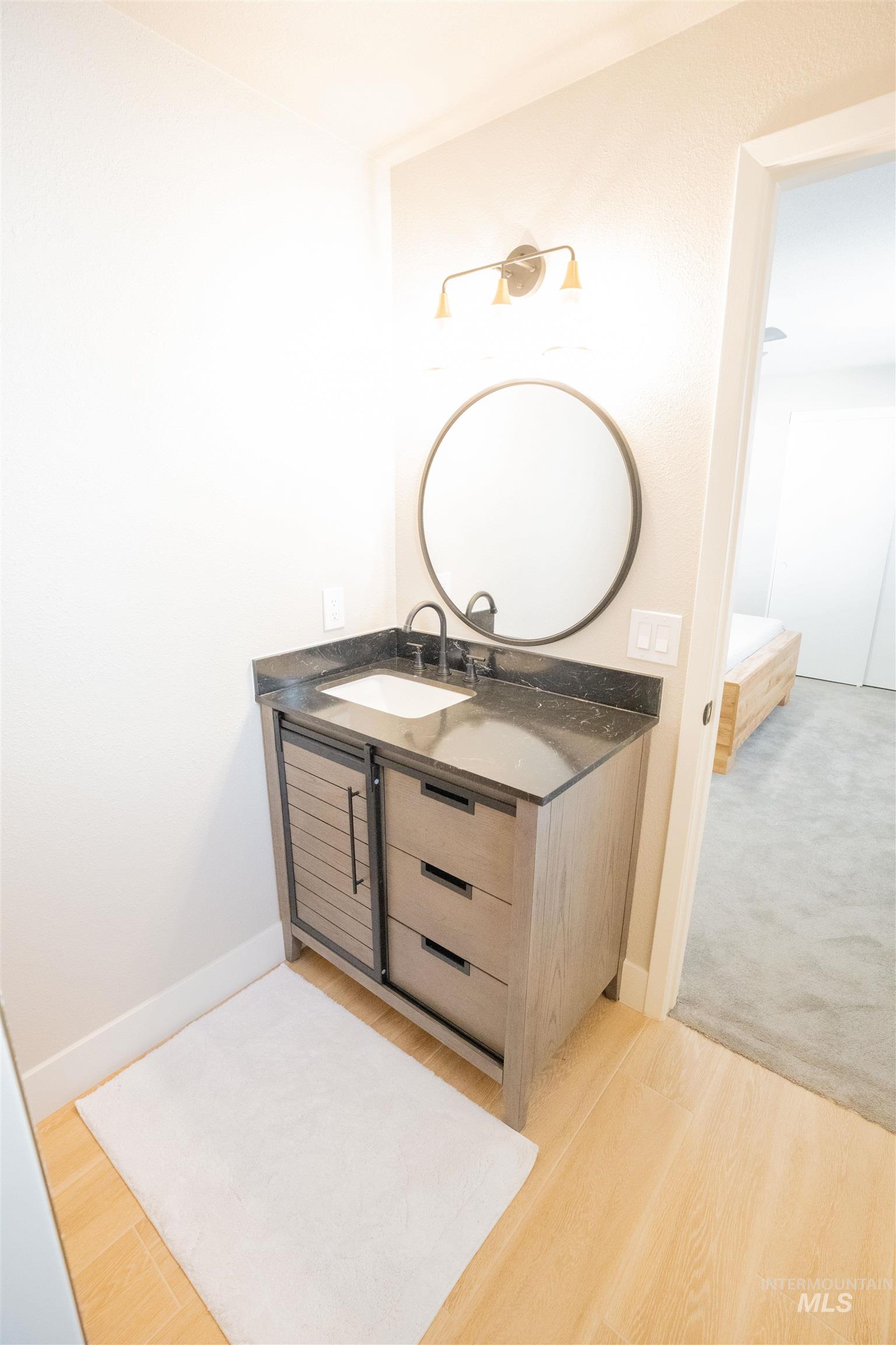 4667 S Shawnee Way, Boise, Idaho 83709, 3 Bedrooms, 2 Bathrooms, Residential For Sale, Price $575,000,MLS 98965026