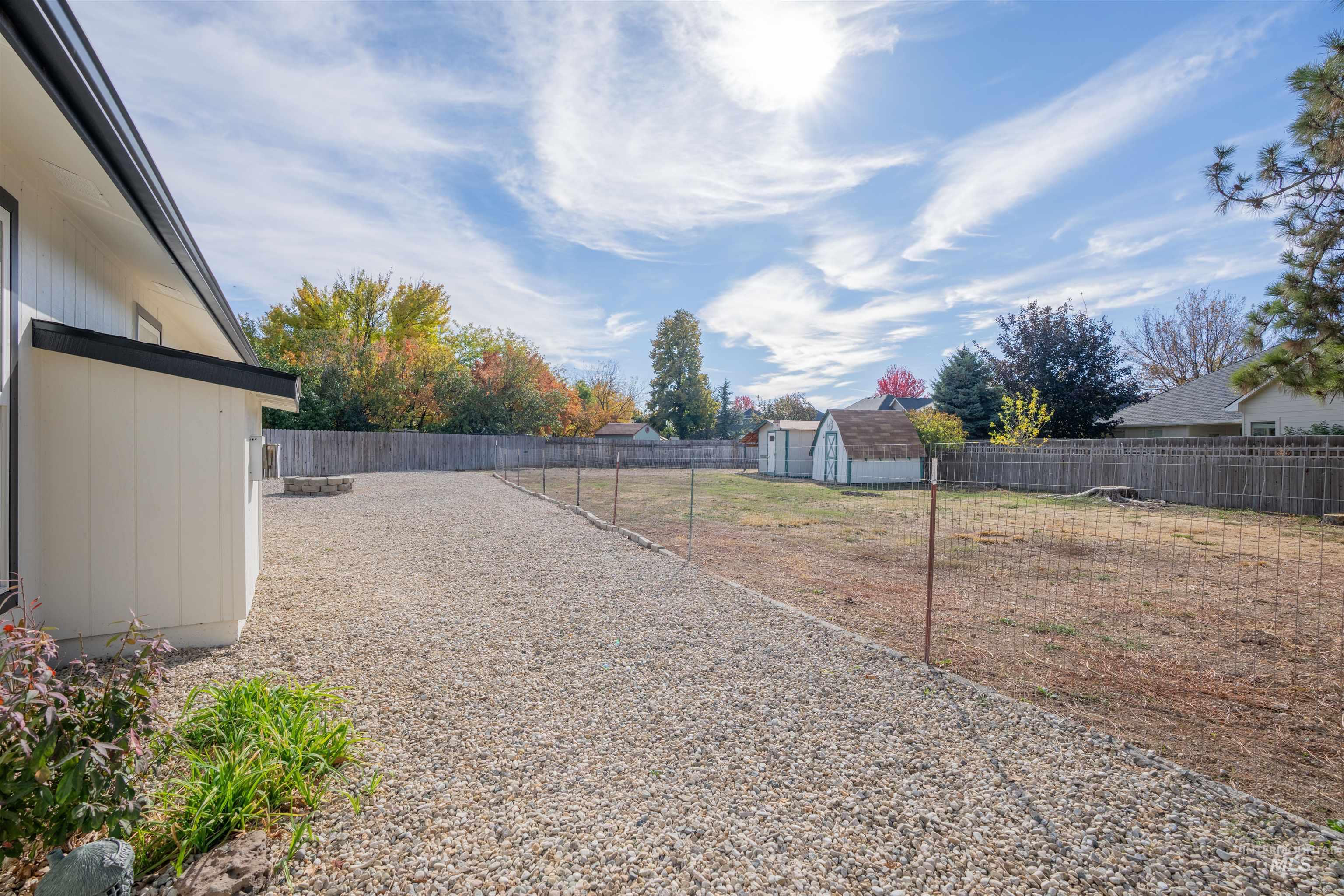 4667 S Shawnee Way, Boise, Idaho 83709, 3 Bedrooms, 2 Bathrooms, Residential For Sale, Price $575,000,MLS 98965026