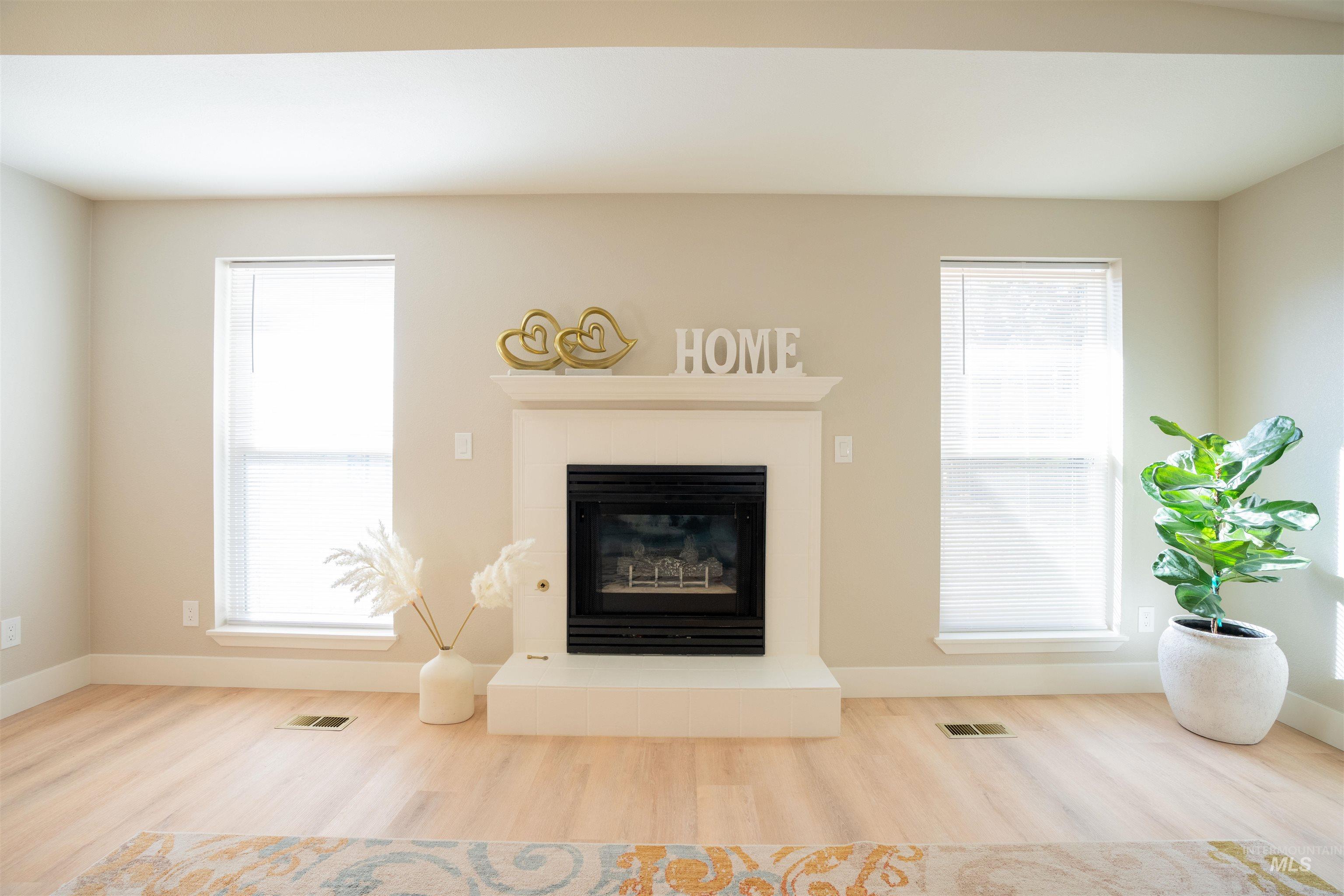 4667 S Shawnee Way, Boise, Idaho 83709, 3 Bedrooms, 2 Bathrooms, Residential For Sale, Price $575,000,MLS 98965026