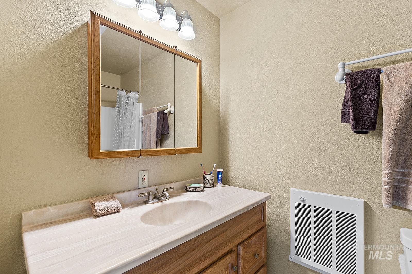 25314 Soldiers Meadow Road, Winchester, Idaho 83555, 2 Bedrooms, 2 Bathrooms, Residential For Sale, Price $539,500,MLS 98965031