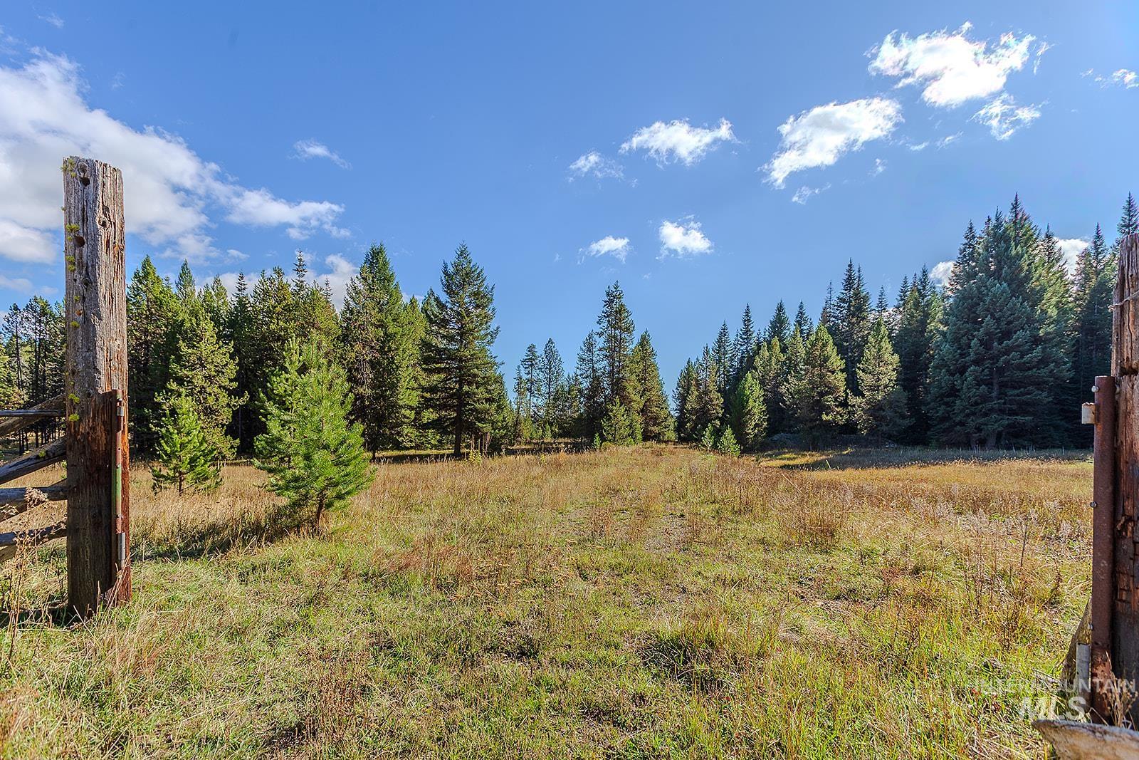 25314 Soldiers Meadow Road, Winchester, Idaho 83555, 2 Bedrooms, 2 Bathrooms, Residential For Sale, Price $539,500,MLS 98965031