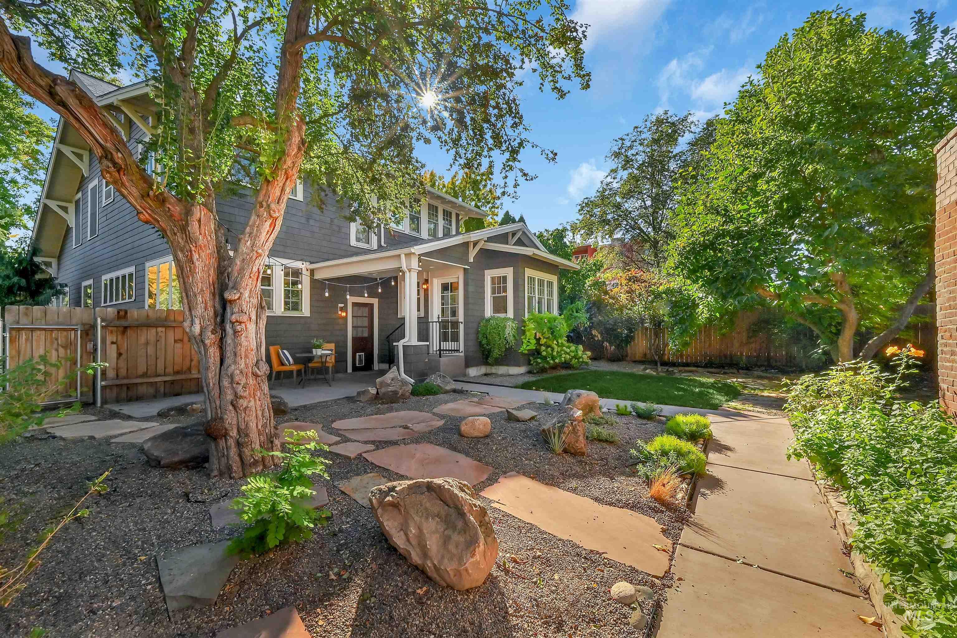 1019 N 9Th St, Boise, Idaho 83702-4232, 4 Bedrooms, 2.5 Bathrooms, Residential For Sale, Price $2,400,000,MLS 98965033