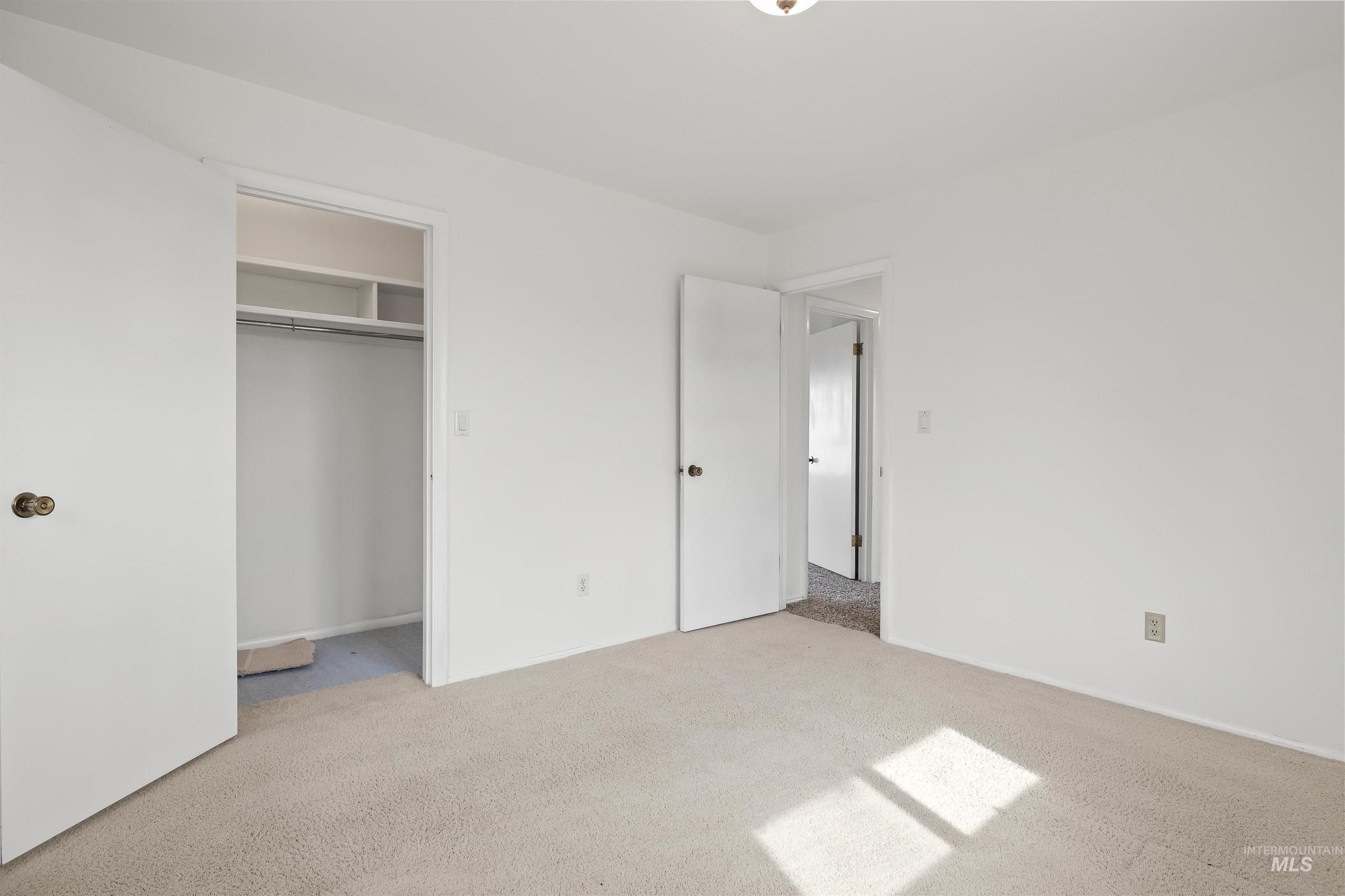 415 W 300 S, Heyburn, Idaho 83336, 4 Bedrooms, 2.5 Bathrooms, Residential For Sale, Price $595,000, 98965040