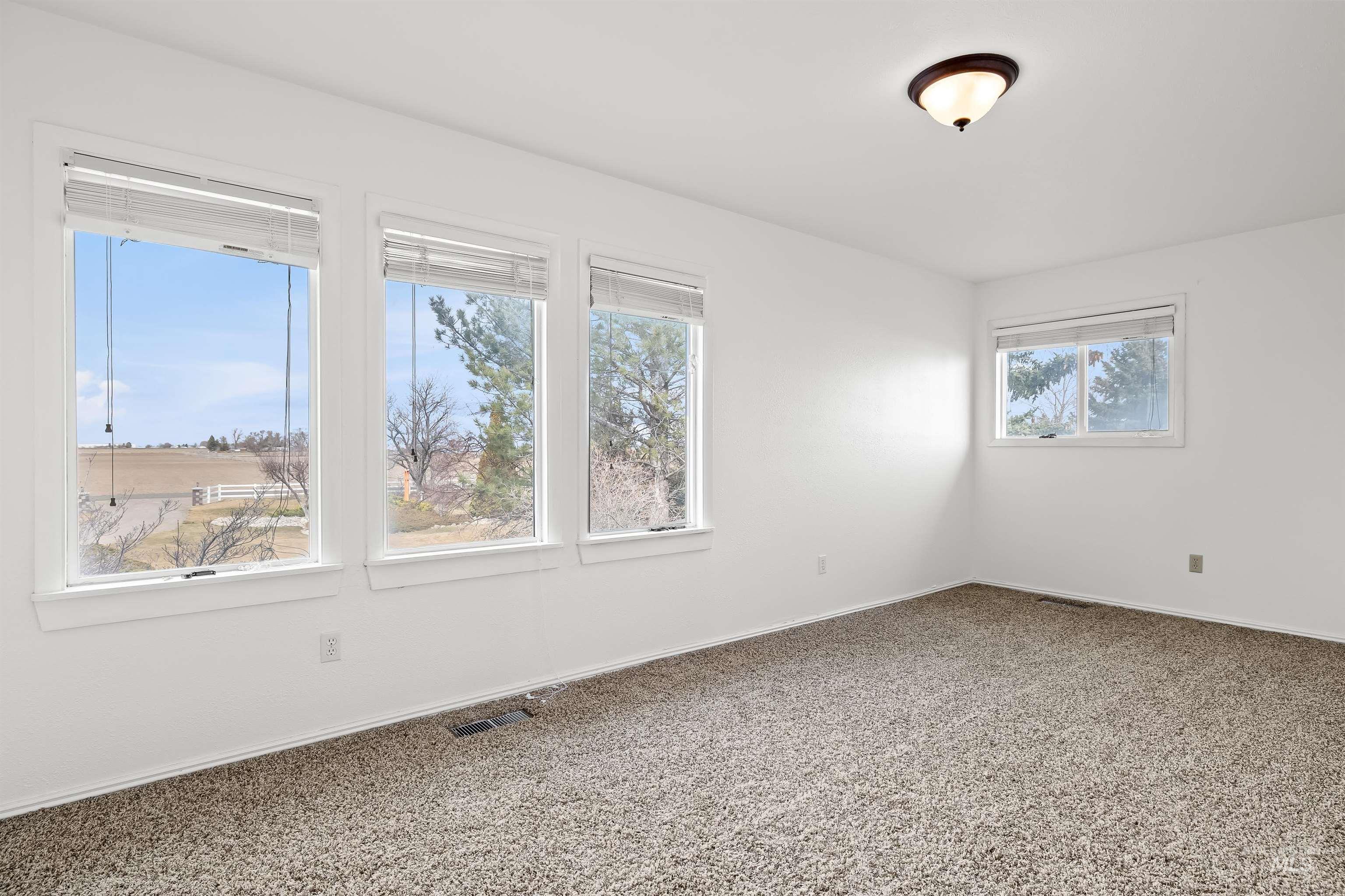 415 W 300 S, Heyburn, Idaho 83336, 4 Bedrooms, 2.5 Bathrooms, Residential For Sale, Price $595,000, 98965040