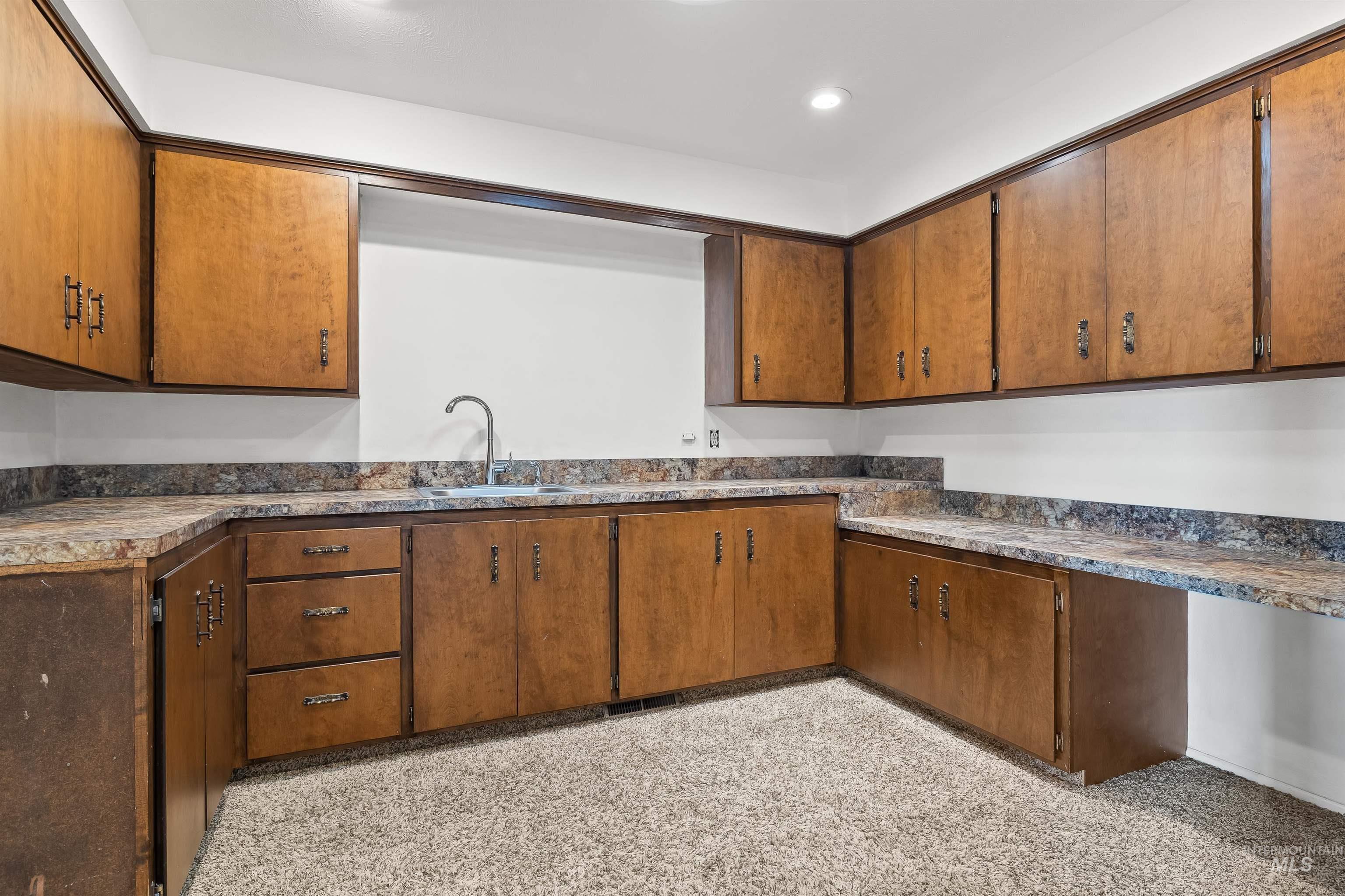 415 W 300 S, Heyburn, Idaho 83336, 4 Bedrooms, 2.5 Bathrooms, Residential For Sale, Price $595,000, 98965040