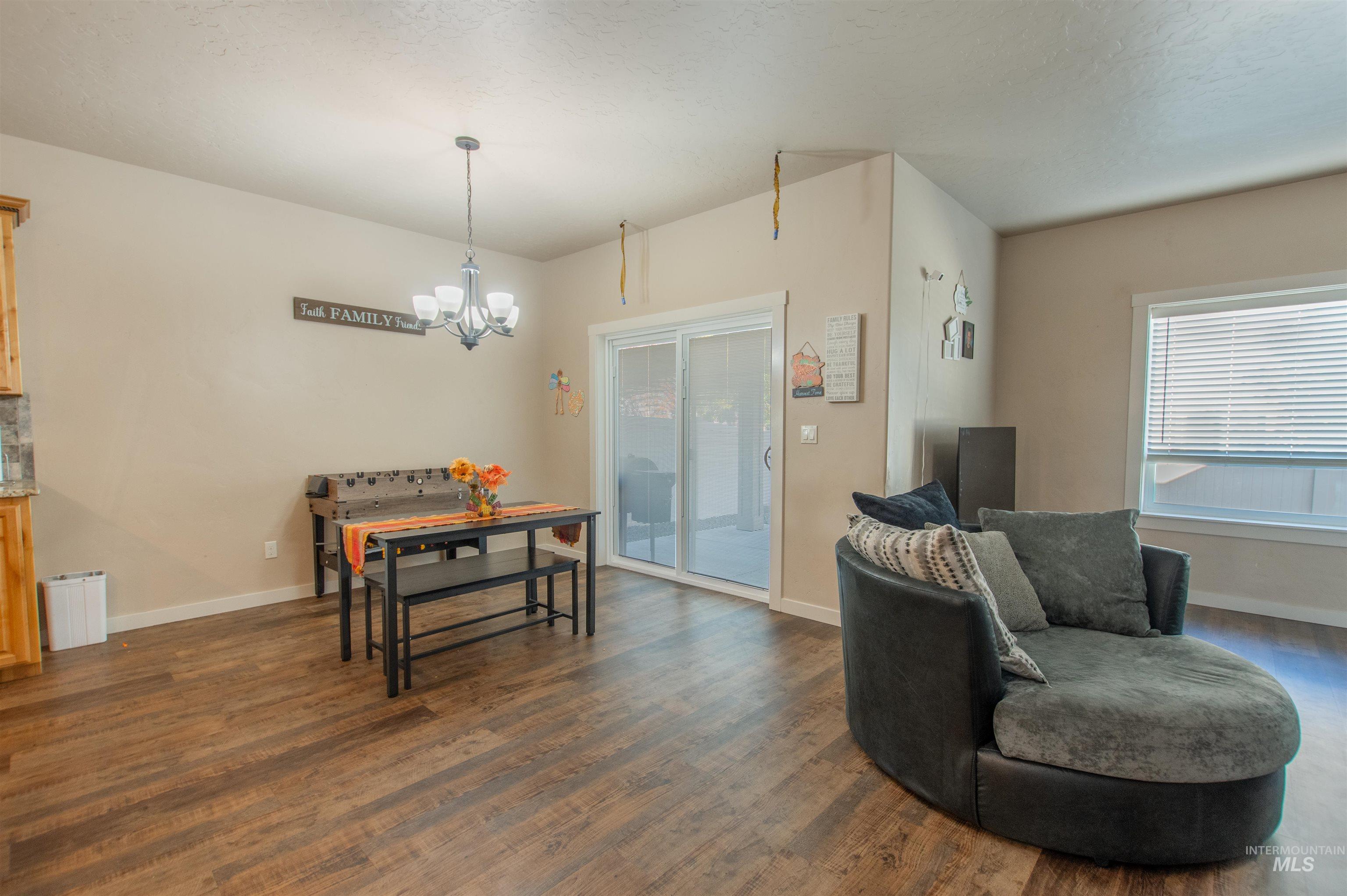 5010 S Lava Springs Loop, Nampa, Idaho 83686, 3 Bedrooms, 2 Bathrooms, Residential For Sale, Price $415,000, 98965046