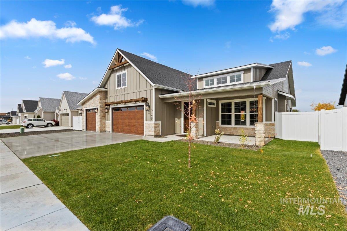 3145 Moonrise Rd, Twin Falls, Idaho 83301-8450, 4 Bedrooms, 3 Bathrooms, Residential For Sale, Price $634,900,MLS 98965054