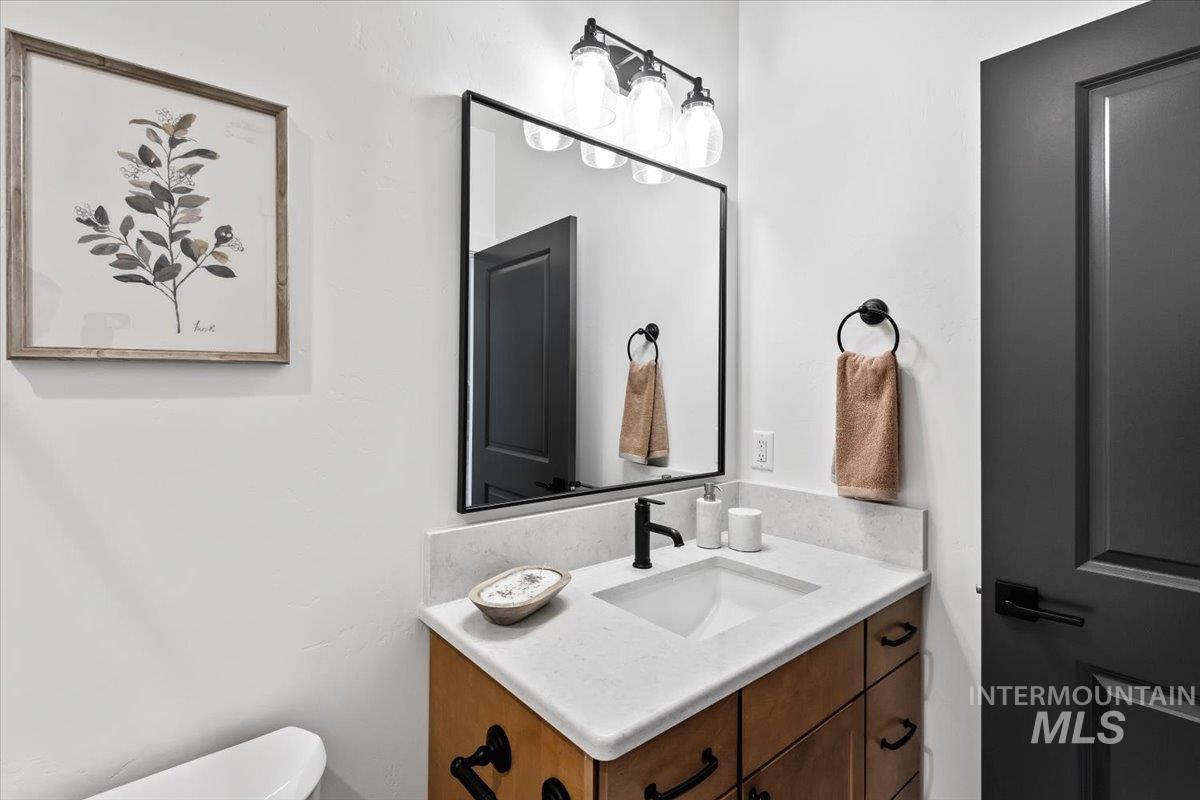 3145 Moonrise Rd, Twin Falls, Idaho 83301-8450, 4 Bedrooms, 3 Bathrooms, Residential For Sale, Price $634,900,MLS 98965054