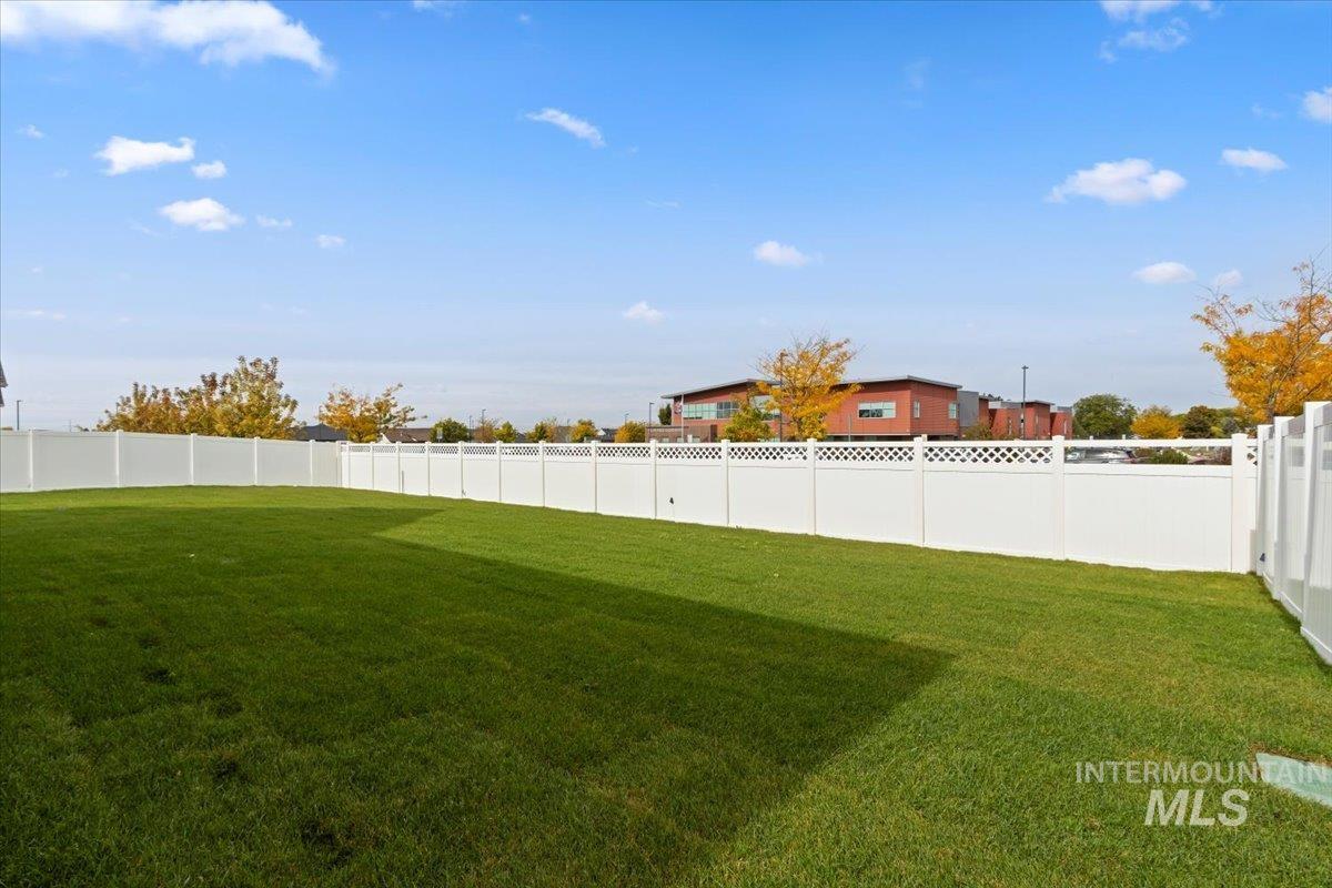 3145 Moonrise Rd, Twin Falls, Idaho 83301-8450, 4 Bedrooms, 3 Bathrooms, Residential For Sale, Price $634,900,MLS 98965054