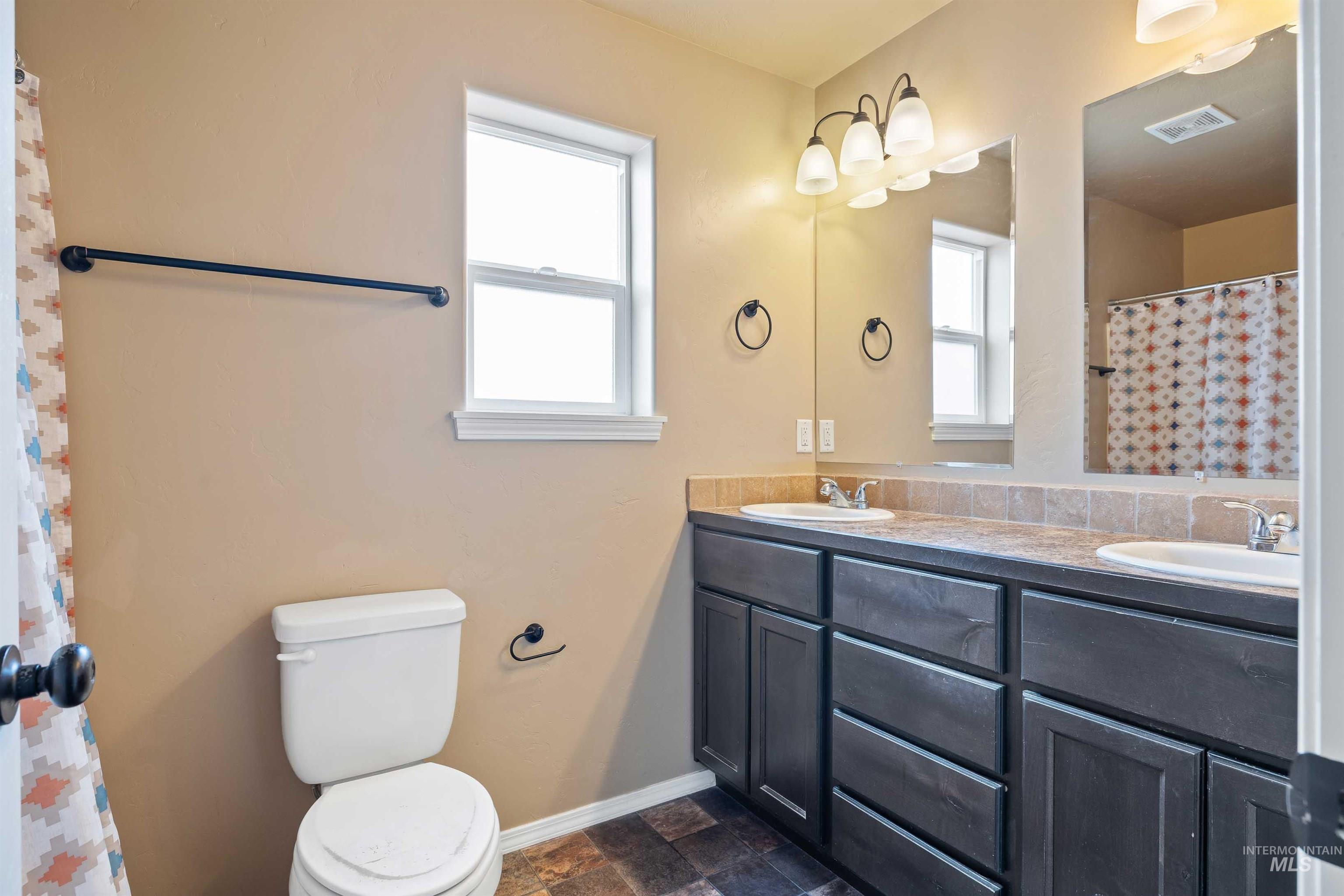 134 N 50 W, Rupert, Idaho 83350, 4 Bedrooms, 2 Bathrooms, Residential For Sale, Price $409,900,MLS 98965061