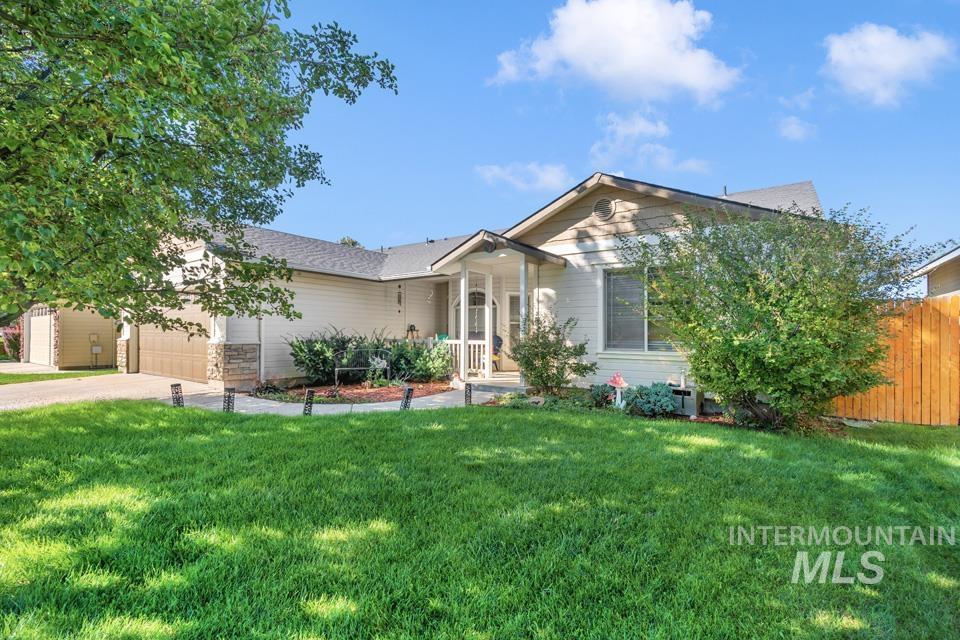 6091 S Lowland View Way, Boise, Idaho 83709, 3 Bedrooms, 2 Bathrooms, Residential For Sale, Price $399,000, 98965079