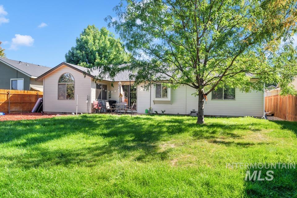 6091 S Lowland View Way, Boise, Idaho 83709, 3 Bedrooms, 2 Bathrooms, Residential For Sale, Price $420,000,MLS 98965079