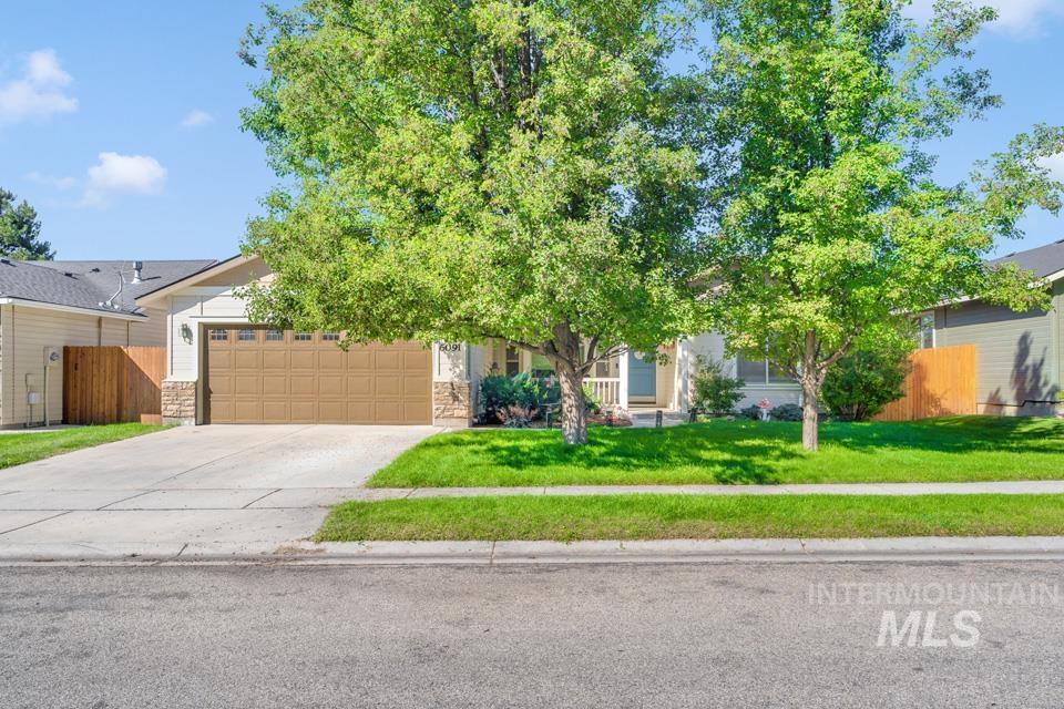 6091 S Lowland View Way, Boise, Idaho 83709, 3 Bedrooms, 2 Bathrooms, Residential For Sale, Price $420,000,MLS 98965079