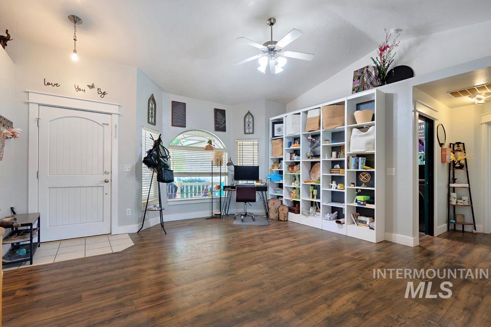 6091 S Lowland View Way, Boise, Idaho 83709, 3 Bedrooms, 2 Bathrooms, Residential For Sale, Price $420,000,MLS 98965079