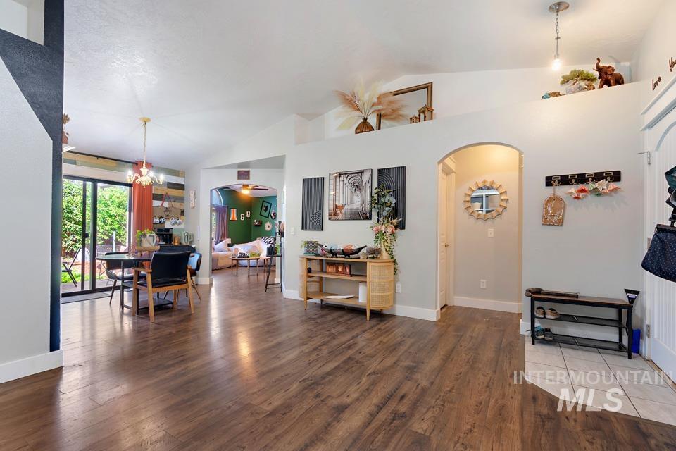 6091 S Lowland View Way, Boise, Idaho 83709, 3 Bedrooms, 2 Bathrooms, Residential For Sale, Price $420,000,MLS 98965079