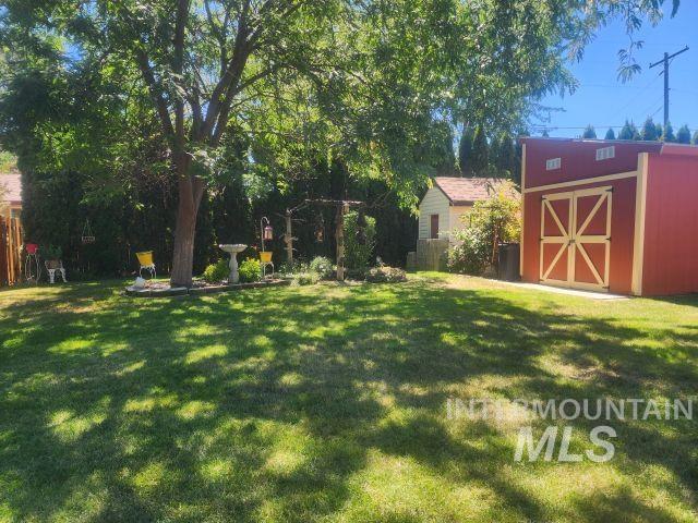 402 S Utah Ave, Fruitland, Idaho 83619-2512, 3 Bedrooms, 2 Bathrooms, Residential For Sale, Price $354,900,MLS 98965080