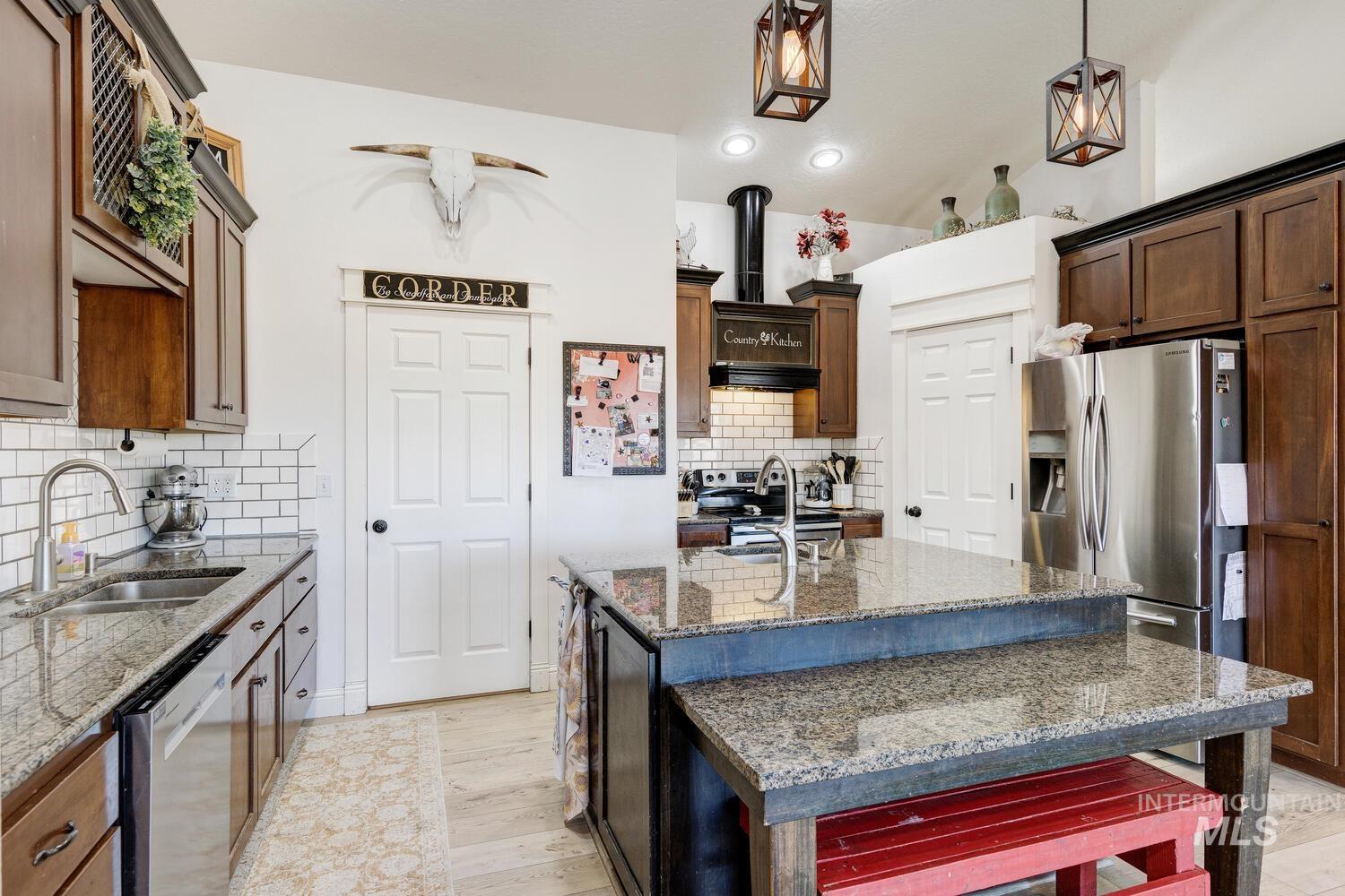 540 Morning Dove Way, Marsing, Idaho 83639, 4 Bedrooms, 2 Bathrooms, Residential For Sale, Price $429,999,MLS 98965084