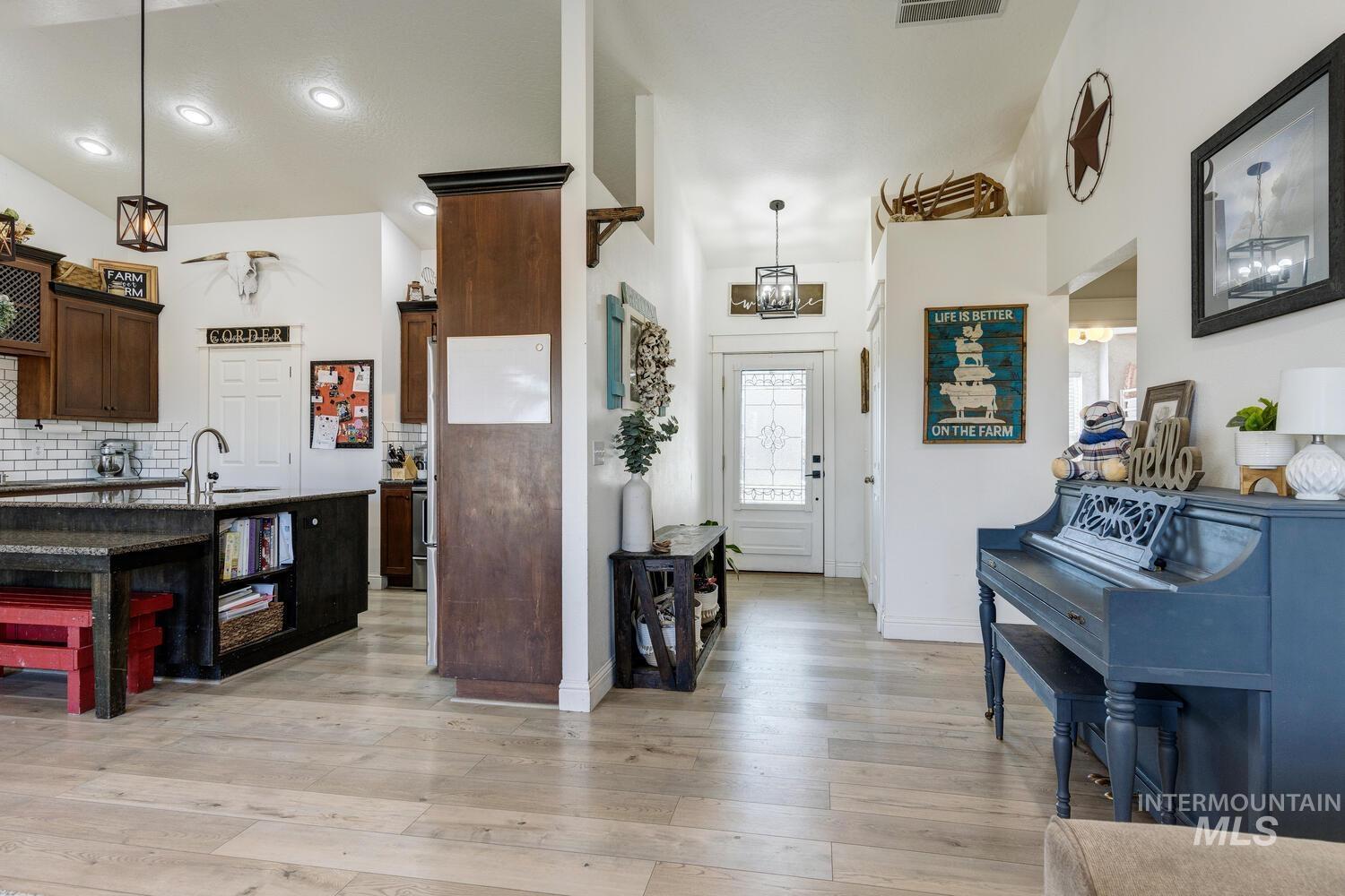 540 Morning Dove Way, Marsing, Idaho 83639, 4 Bedrooms, 2 Bathrooms, Residential For Sale, Price $429,999,MLS 98965084