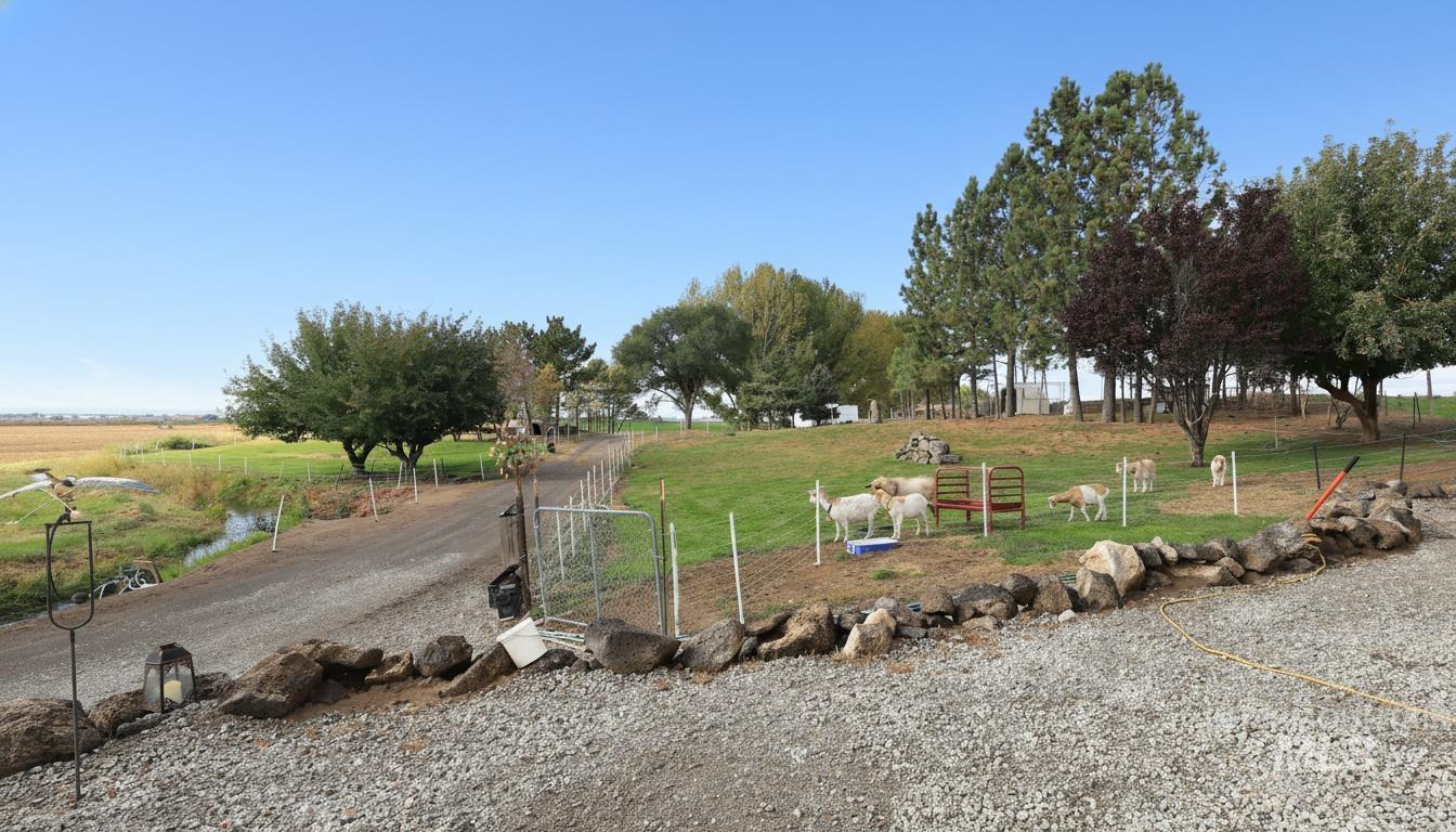 246 North 300 West, Jerome, Idaho 83338, 3 Bedrooms, 2 Bathrooms, Residential For Sale, Price $479,900,MLS 98965085