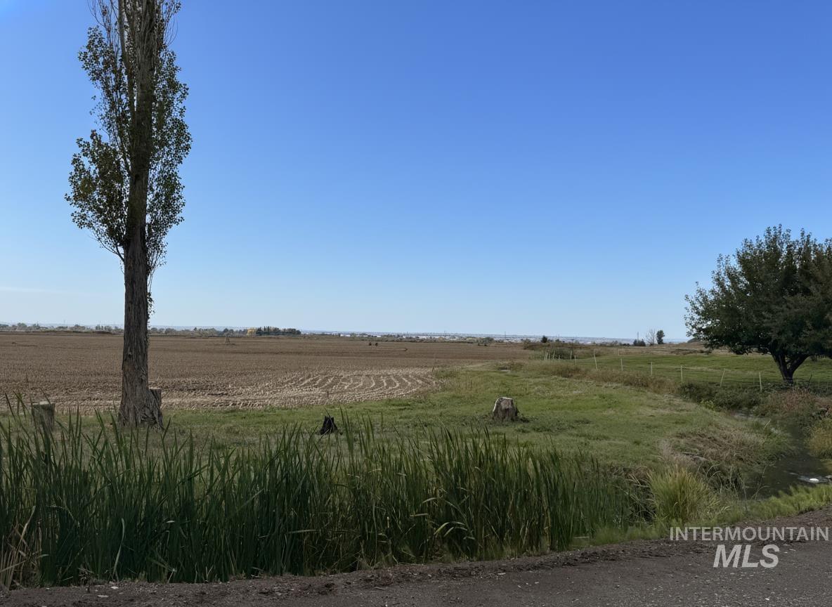 246 North 300 West, Jerome, Idaho 83338, 3 Bedrooms, 2 Bathrooms, Residential For Sale, Price $479,900,MLS 98965085