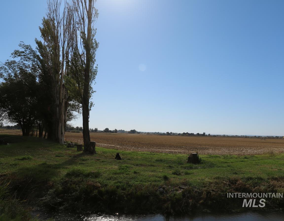 246 North 300 West, Jerome, Idaho 83338, 3 Bedrooms, 2 Bathrooms, Residential For Sale, Price $479,900,MLS 98965085