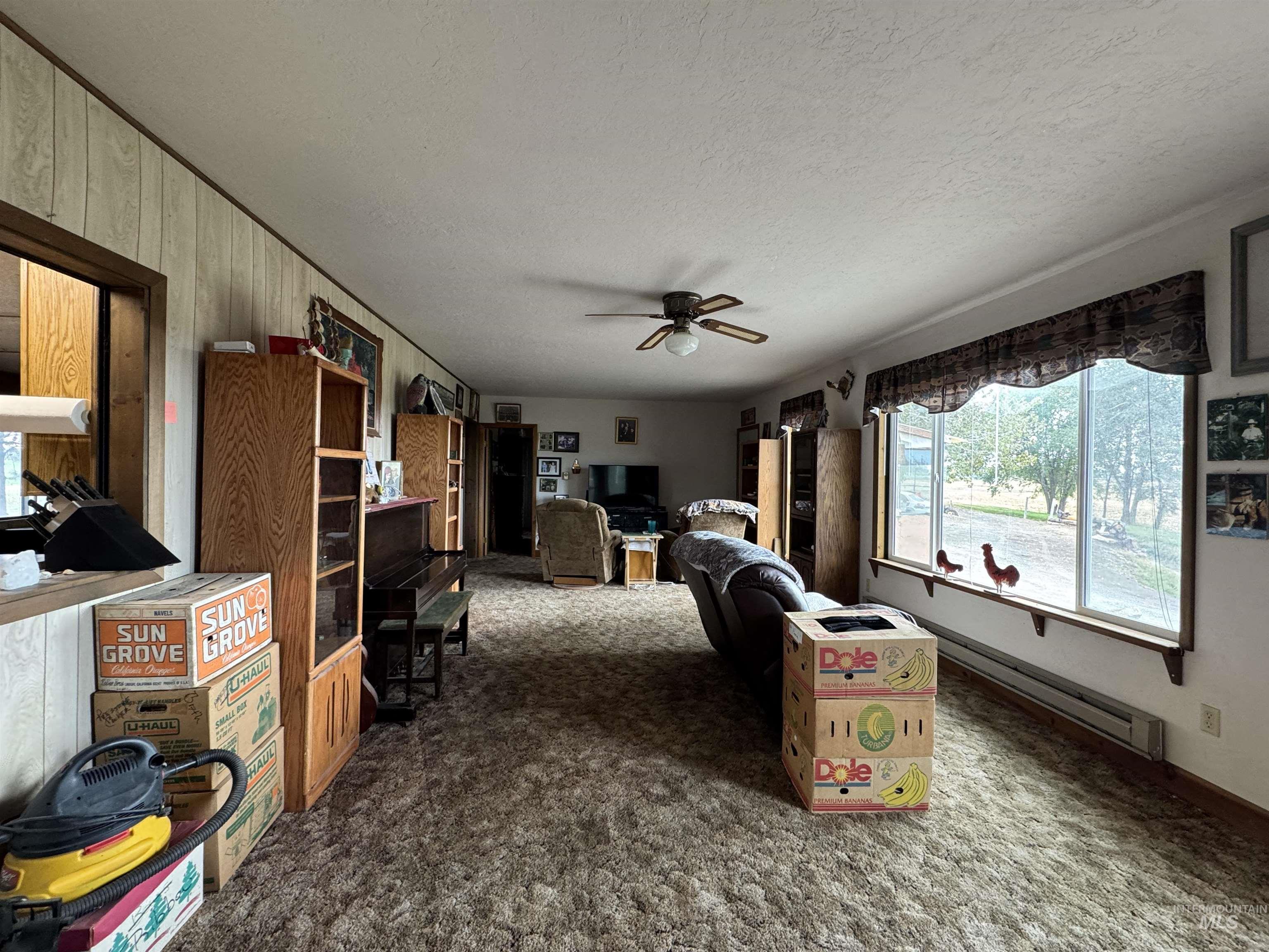 246 North 300 West, Jerome, Idaho 83338, 3 Bedrooms, 2 Bathrooms, Residential For Sale, Price $479,900,MLS 98965085