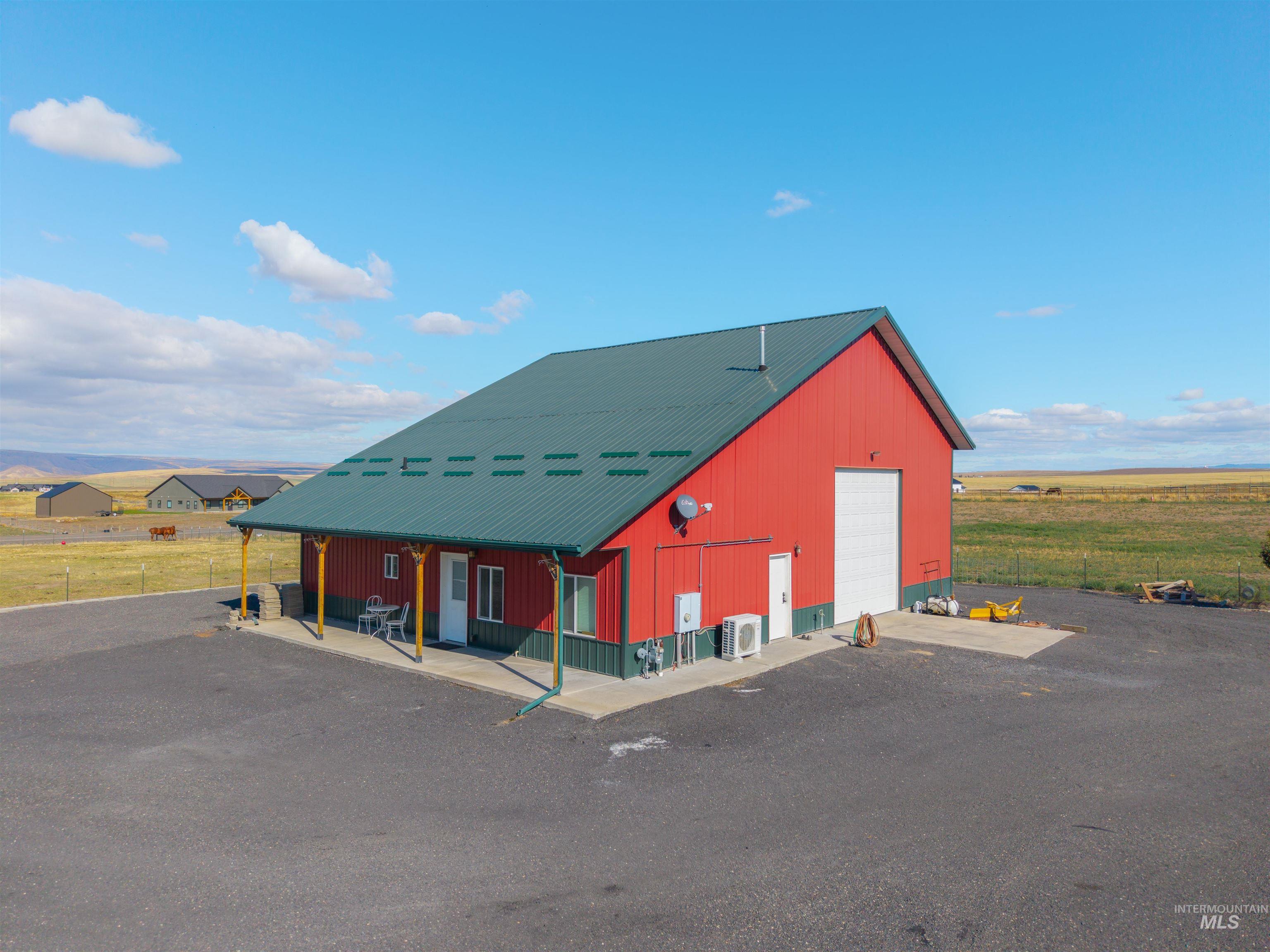 2233 Burrell Avenue, Lewiston, Idaho 83501, 6 Bedrooms, 4 Bathrooms, Residential For Sale, Price $1,299,000,MLS 98965088