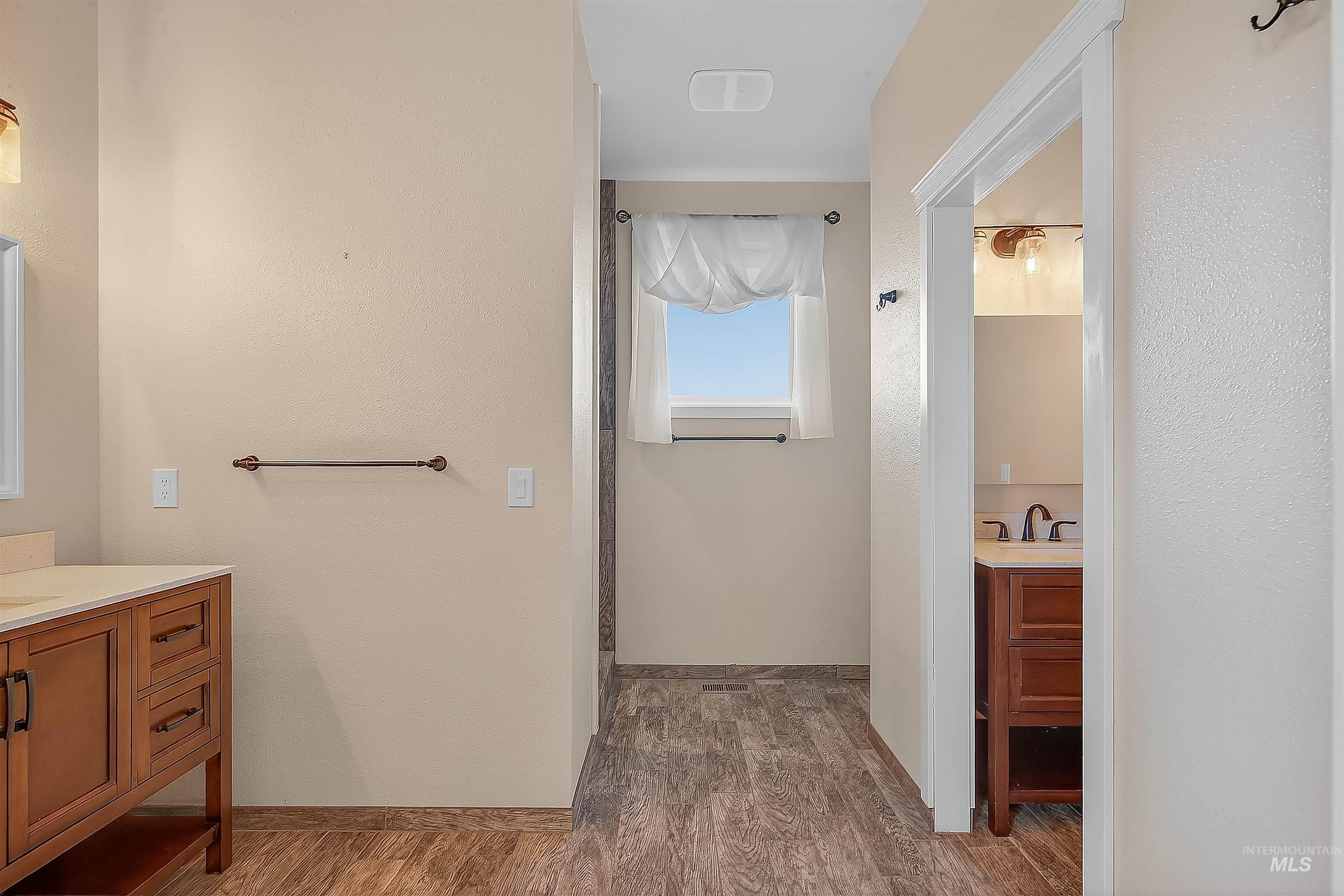 2233 Burrell Avenue, Lewiston, Idaho 83501, 6 Bedrooms, 4 Bathrooms, Residential For Sale, Price $1,299,000,MLS 98965088