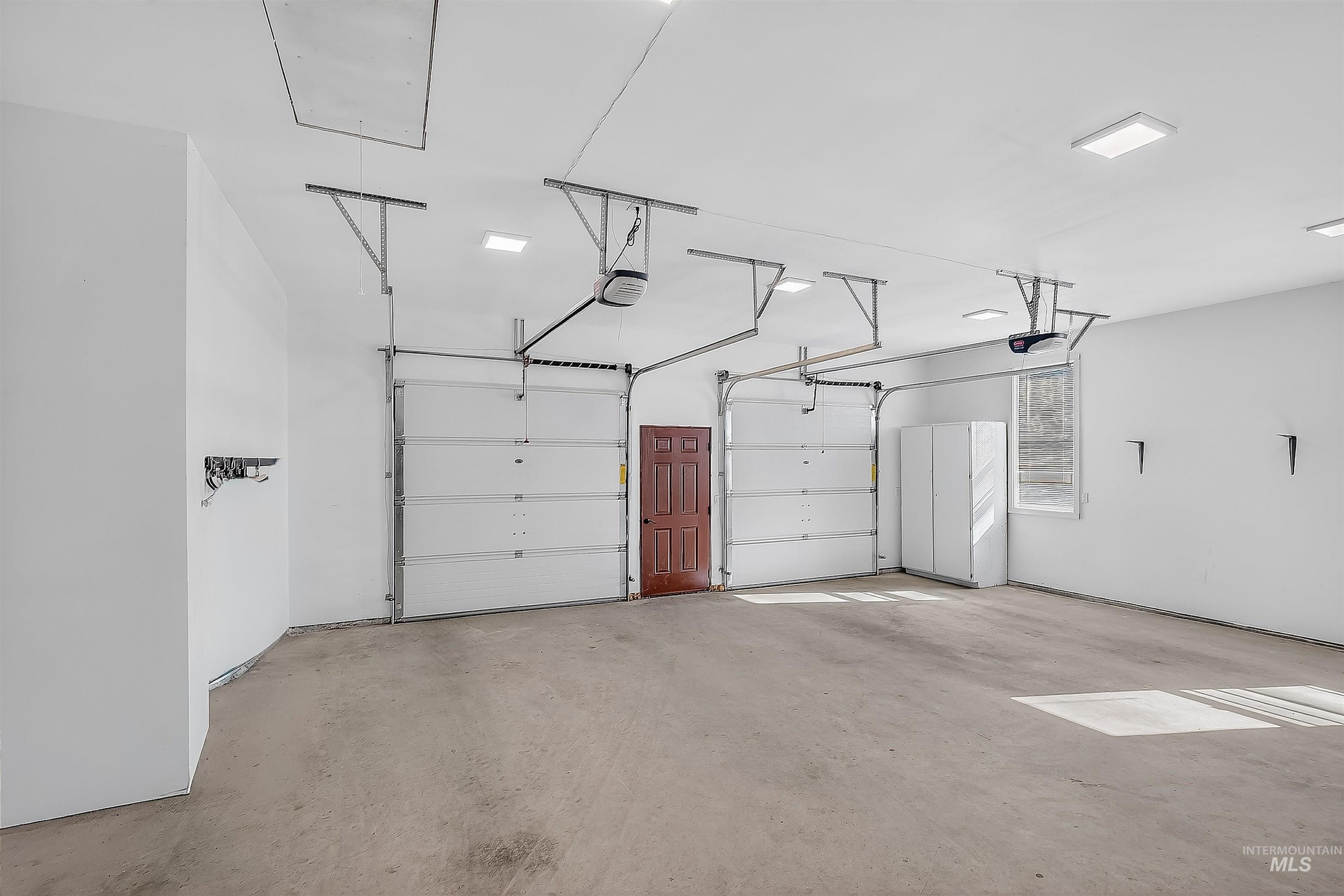 2233 Burrell Avenue, Lewiston, Idaho 83501, 6 Bedrooms, 4 Bathrooms, Residential For Sale, Price $1,299,000,MLS 98965088