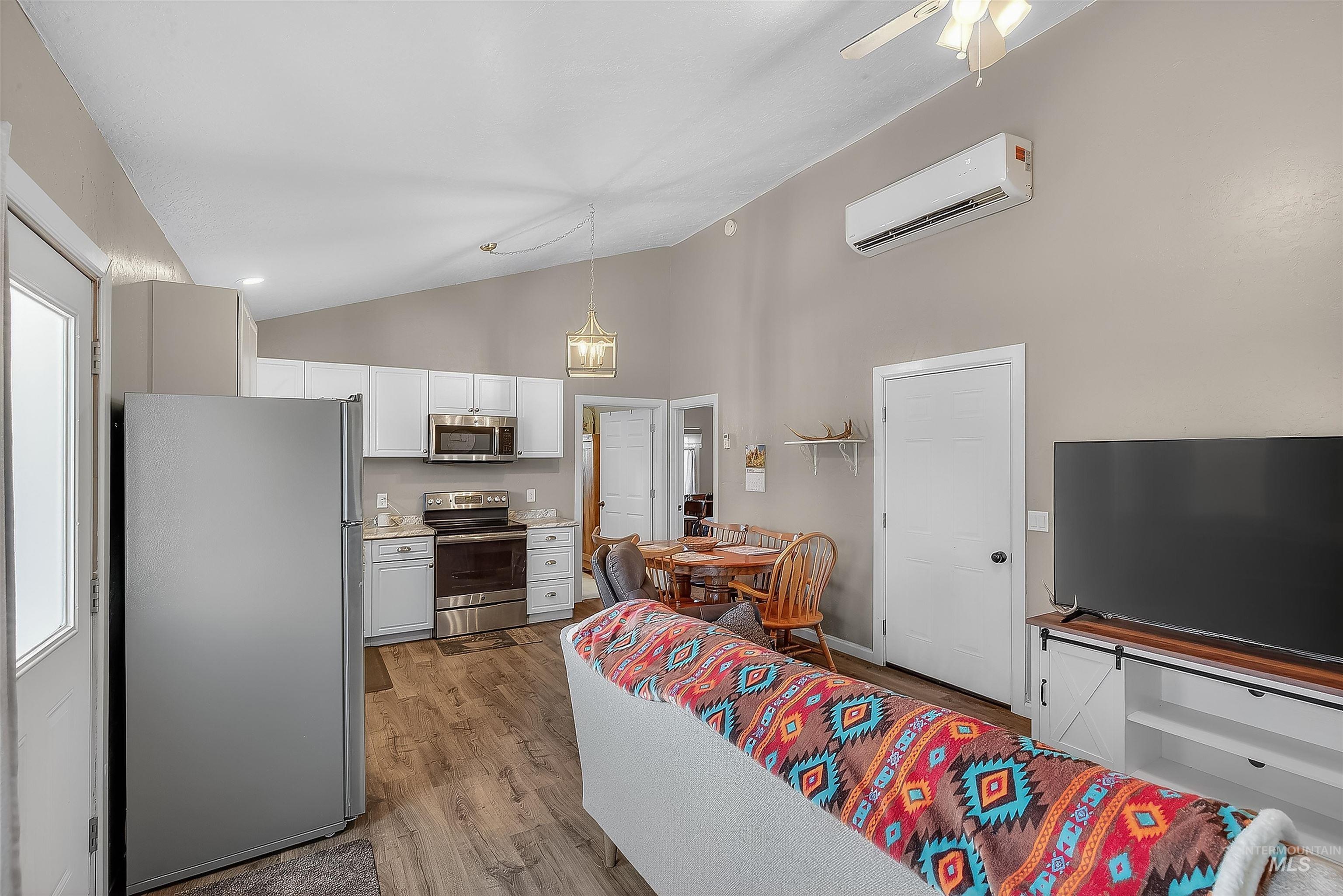 2233 Burrell Avenue, Lewiston, Idaho 83501, 6 Bedrooms, 4 Bathrooms, Residential For Sale, Price $1,299,000,MLS 98965088