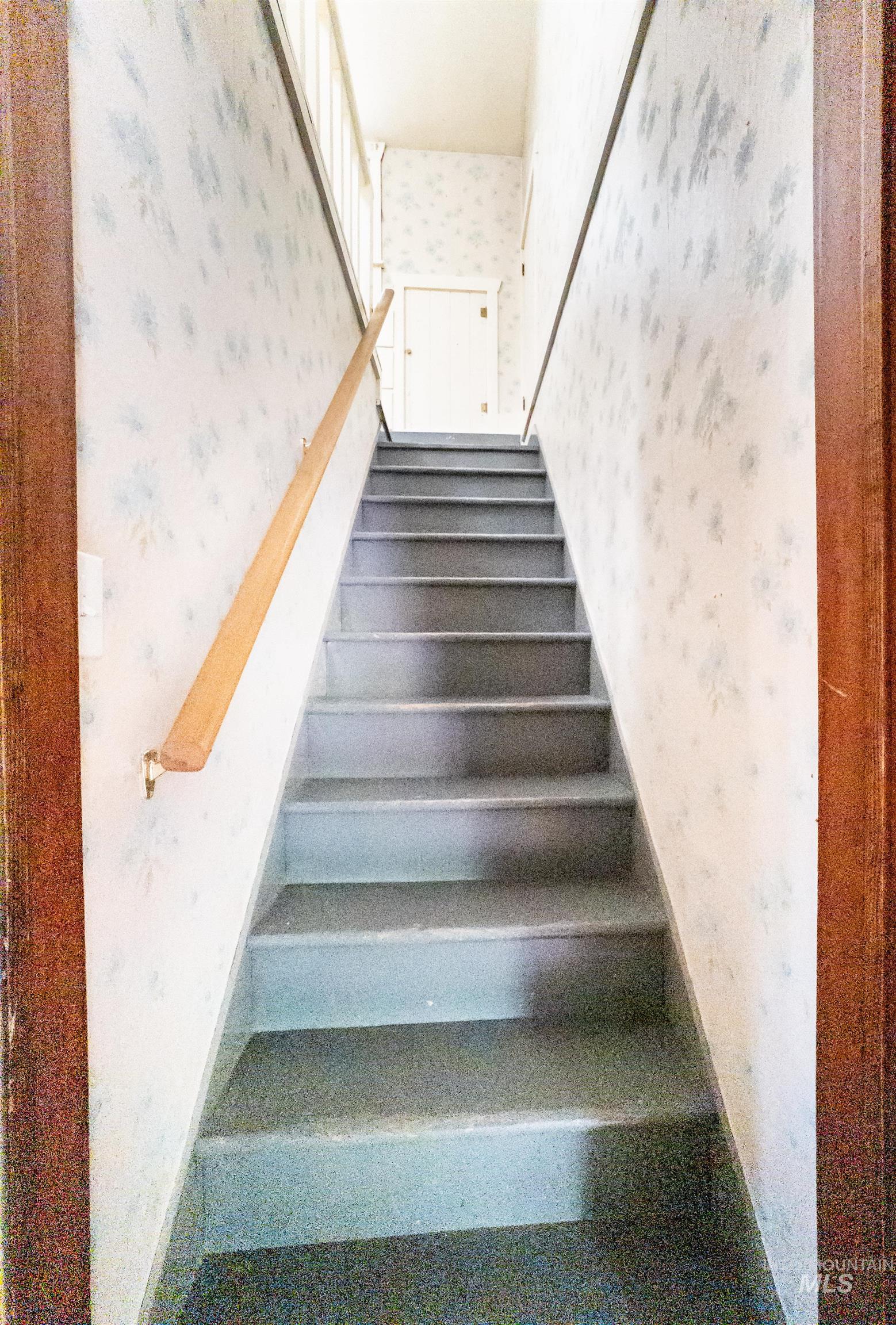 1922 Everett St, Caldwell, Idaho 83605, 6 Bedrooms, 2 Bathrooms, Residential For Sale, Price $429,900,MLS 98965091