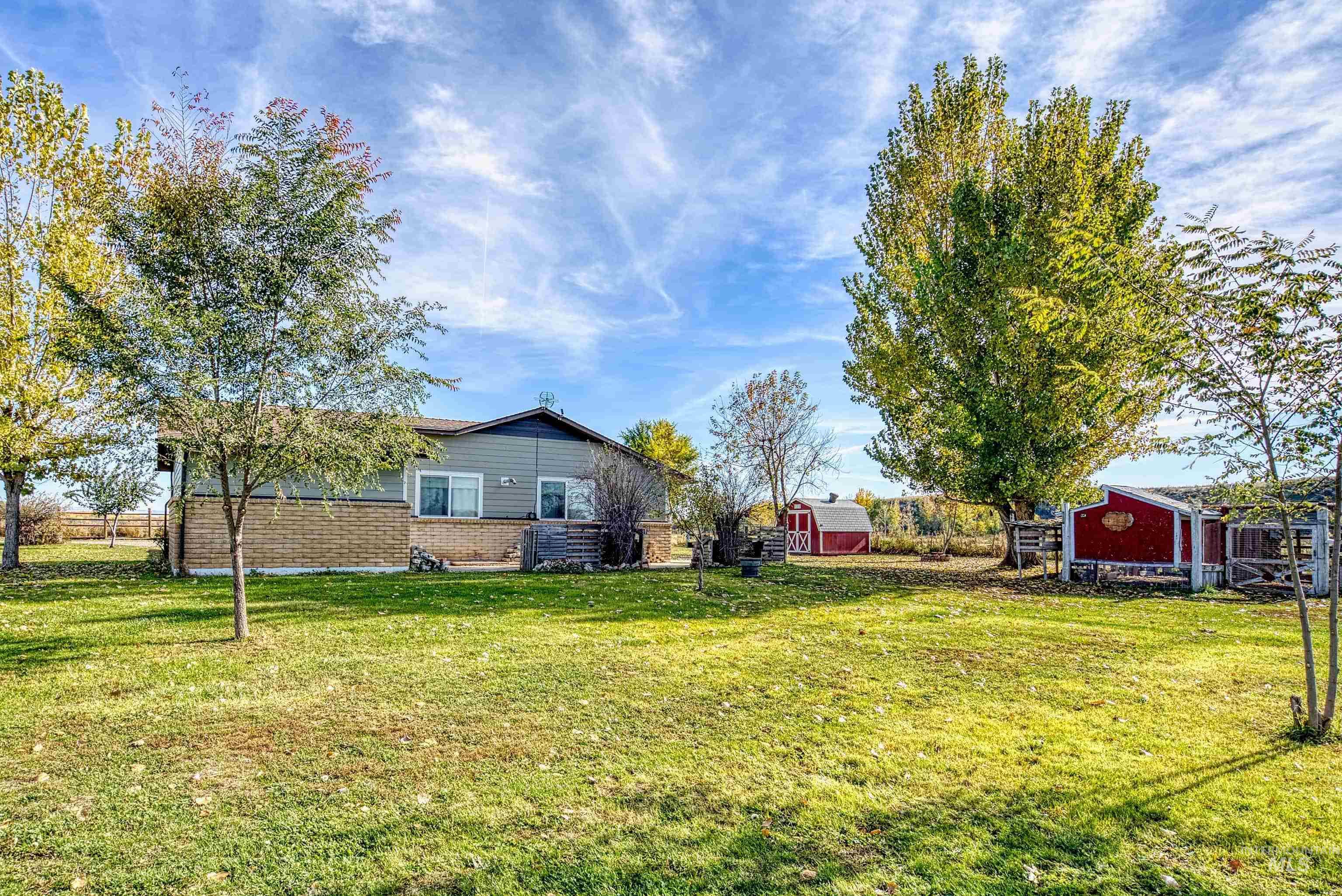 425 W Peach Rd, Ontario, Oregon 97914-8017, 5 Bedrooms, 2 Bathrooms, Farm & Ranch For Sale, Price $570,000, 98965103