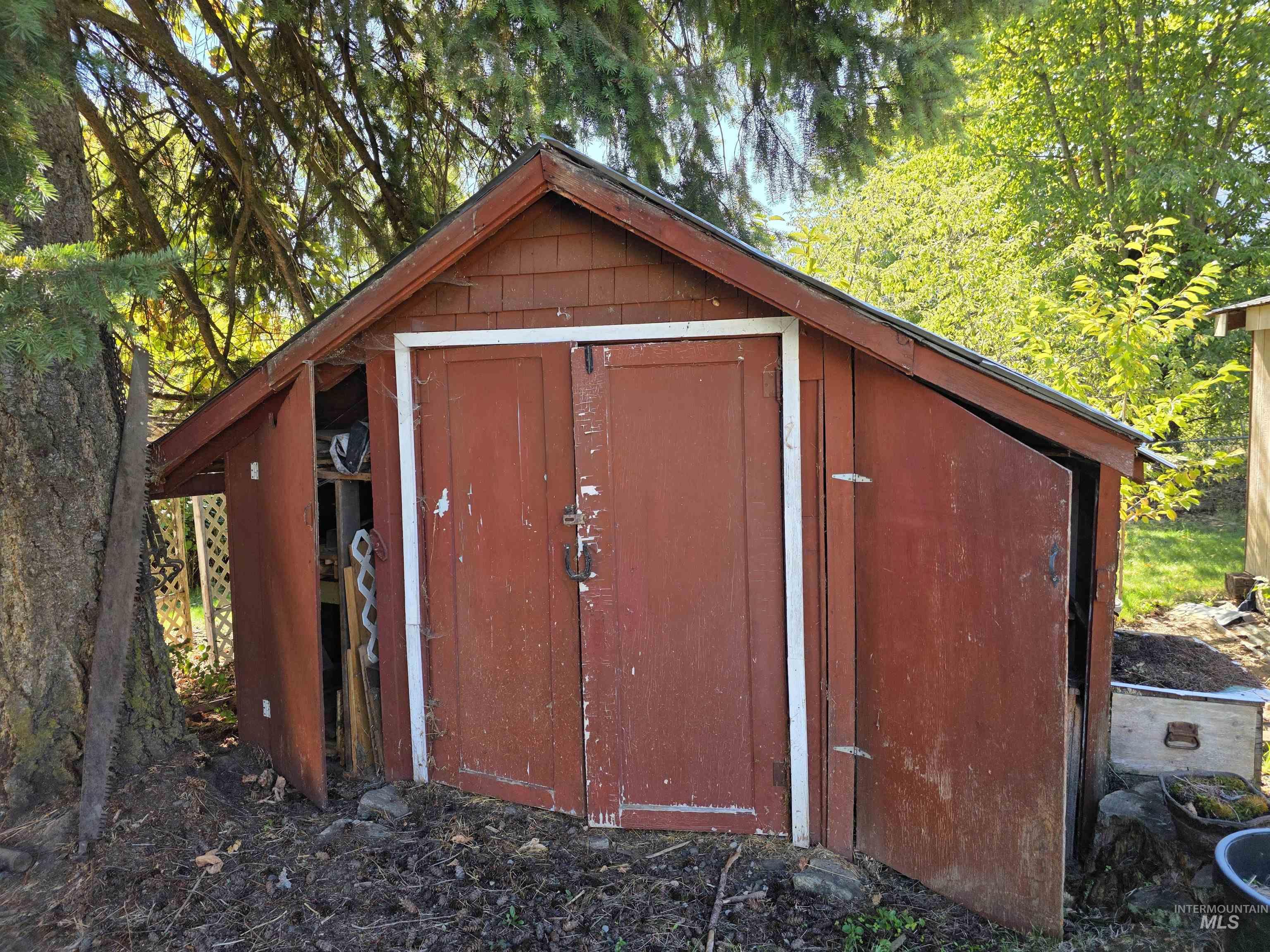 909 12th St, Kamiah, Idaho 83536, 4 Bedrooms, 2 Bathrooms, Residential For Sale, Price $255,000, 98965106