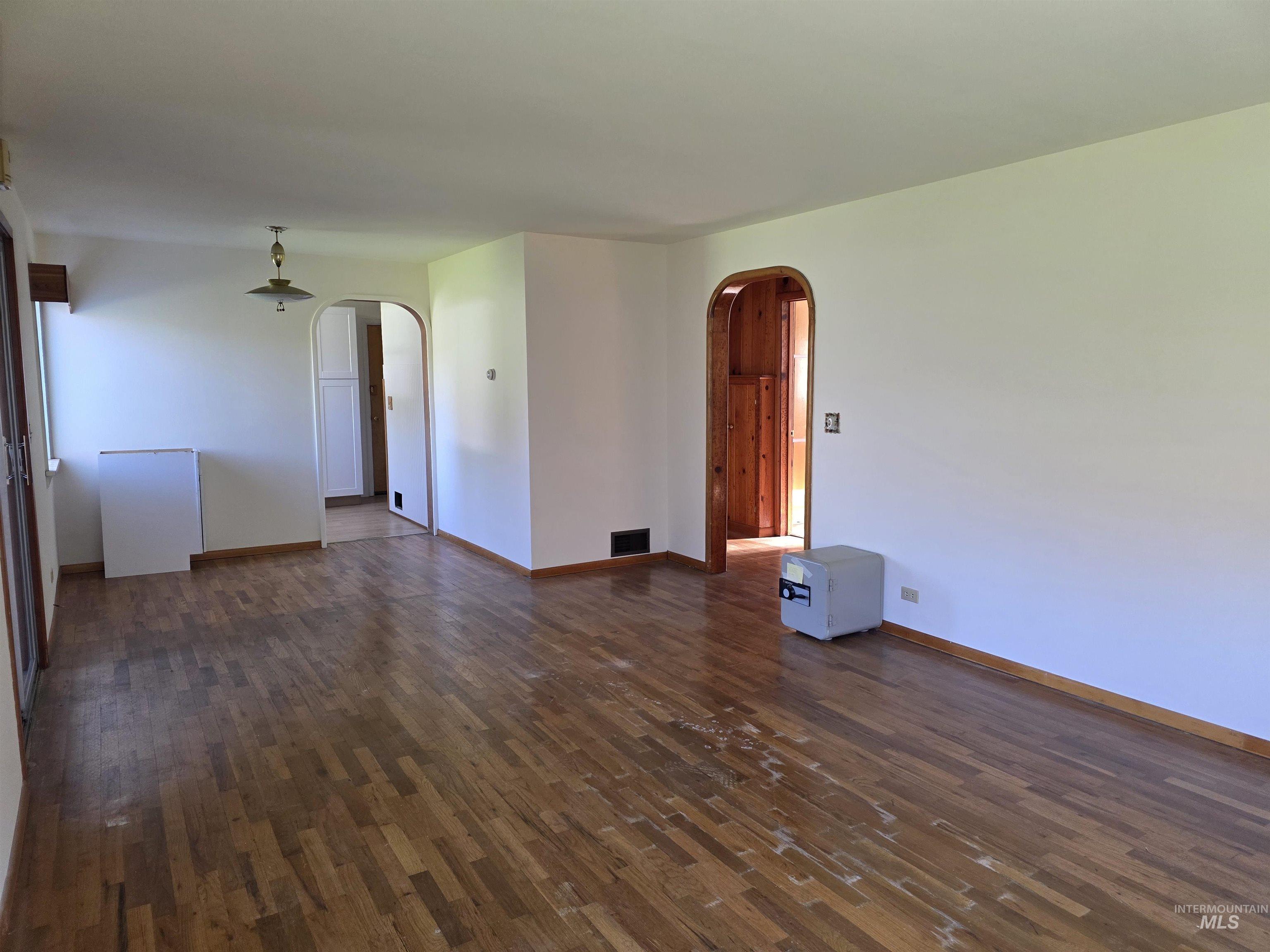 909 12th St, Kamiah, Idaho 83536, 4 Bedrooms, 2 Bathrooms, Residential For Sale, Price $255,000, 98965106