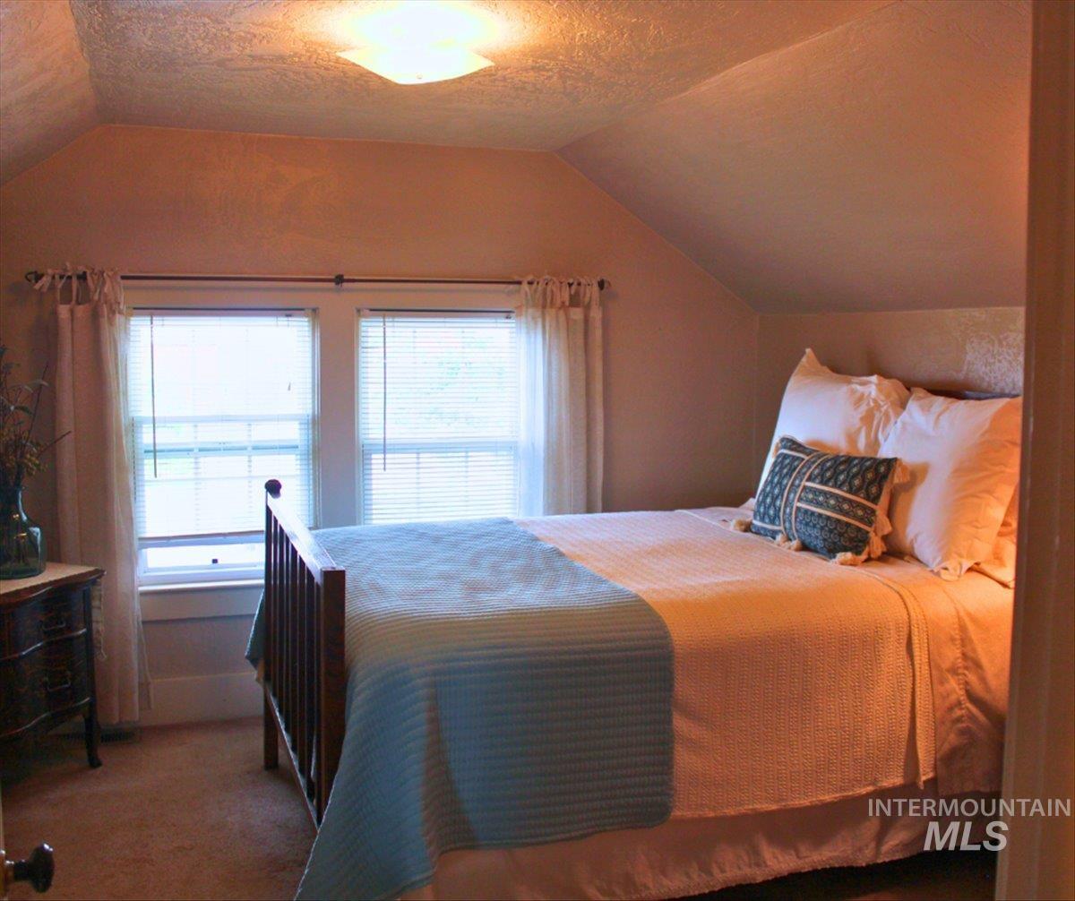 19234 Top Road, Caldwell, Idaho 83607, 3 Bedrooms, 2 Bathrooms, Residential For Sale, Price $1,199,000,MLS 98965120